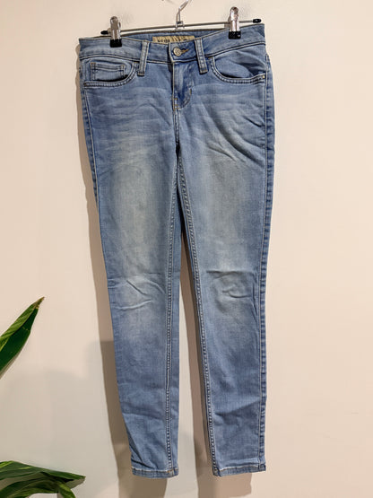 Guess Light-wash Skinny Jeans Size 25/32 | Waist 72cm