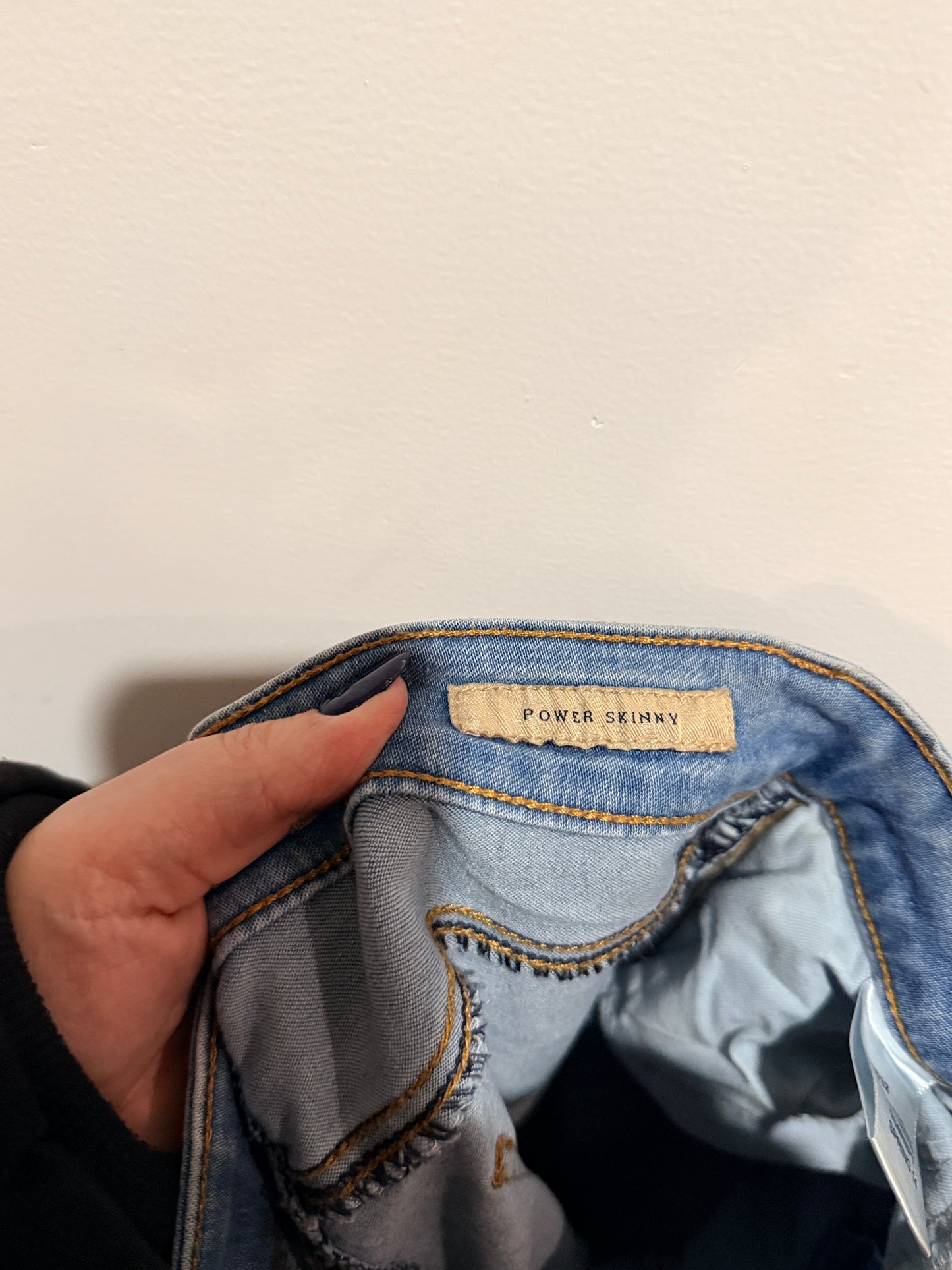 Guess Light-wash Skinny Jeans Size 25/32 | Waist 72cm