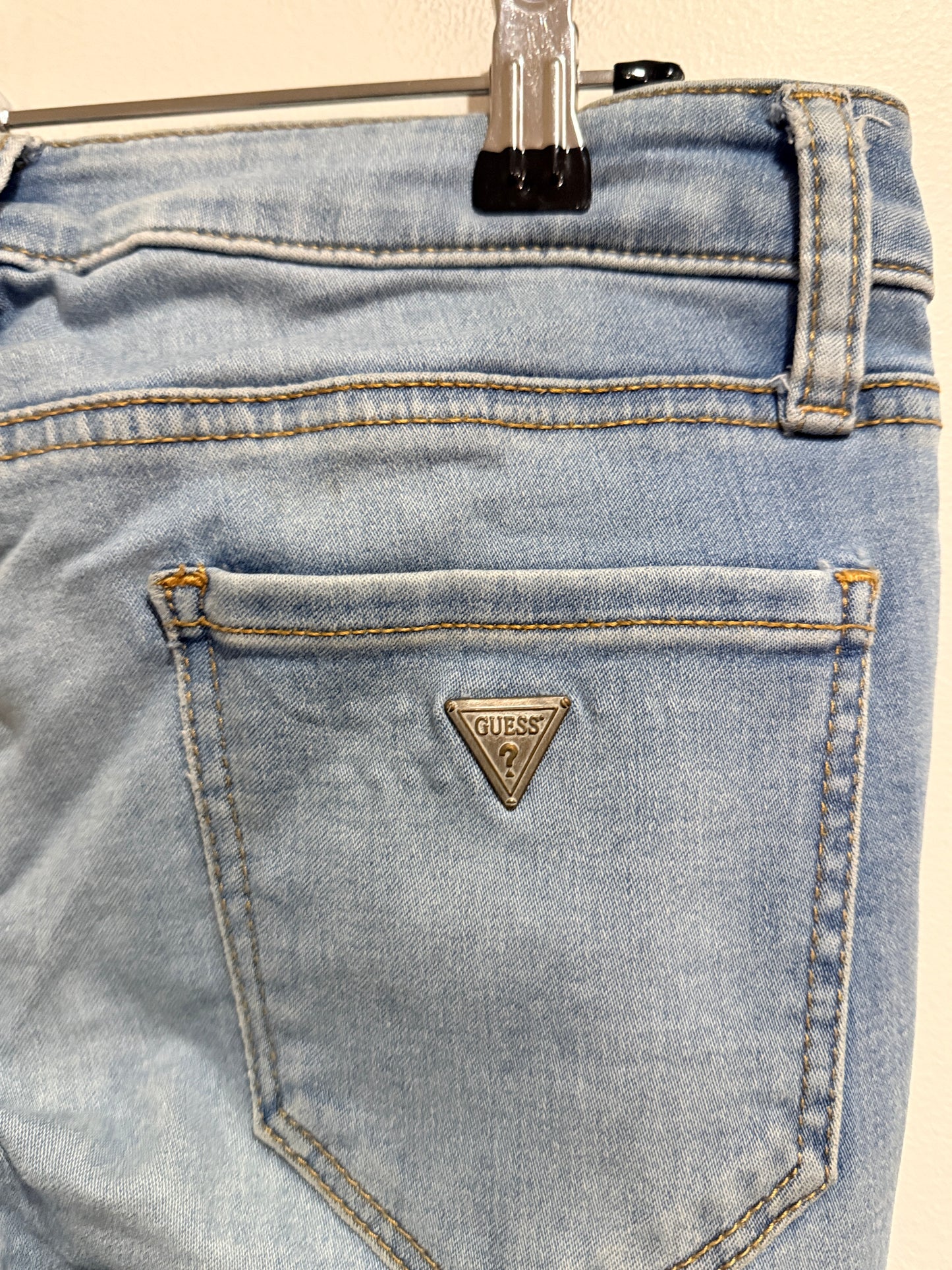 Guess Light-wash Skinny Jeans Size 25/32 | Waist 72cm