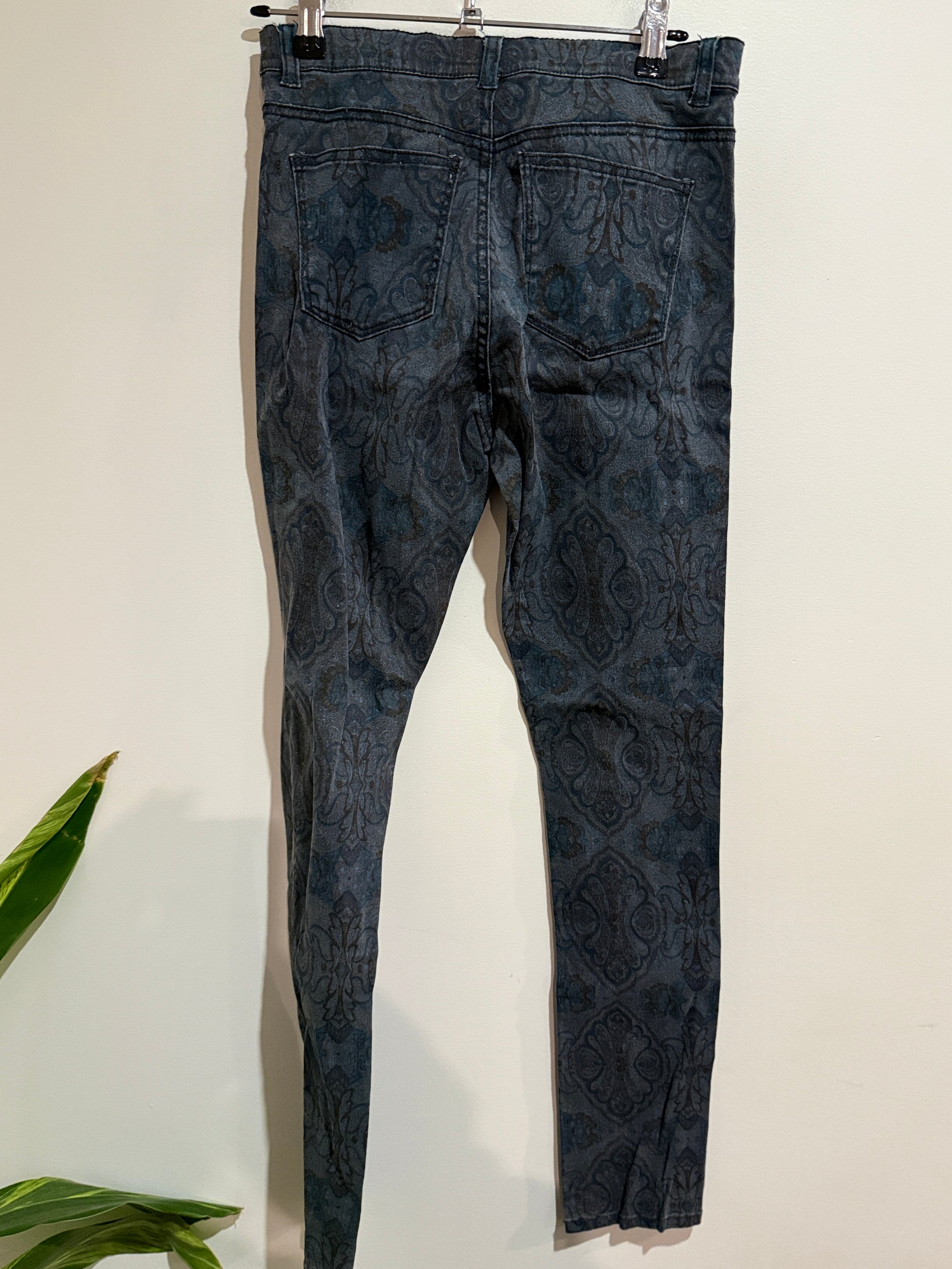 Max Patterned Skinny Jeans Size 8