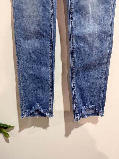 Decjuba Distressed Denim Jeans Size 6