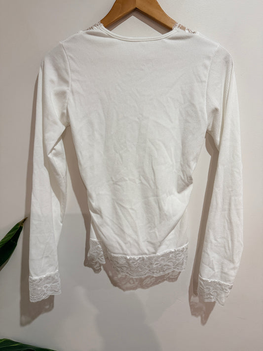 Brand Unknown Long-sleeve Top Size U/Arm to U/Arm 40cm