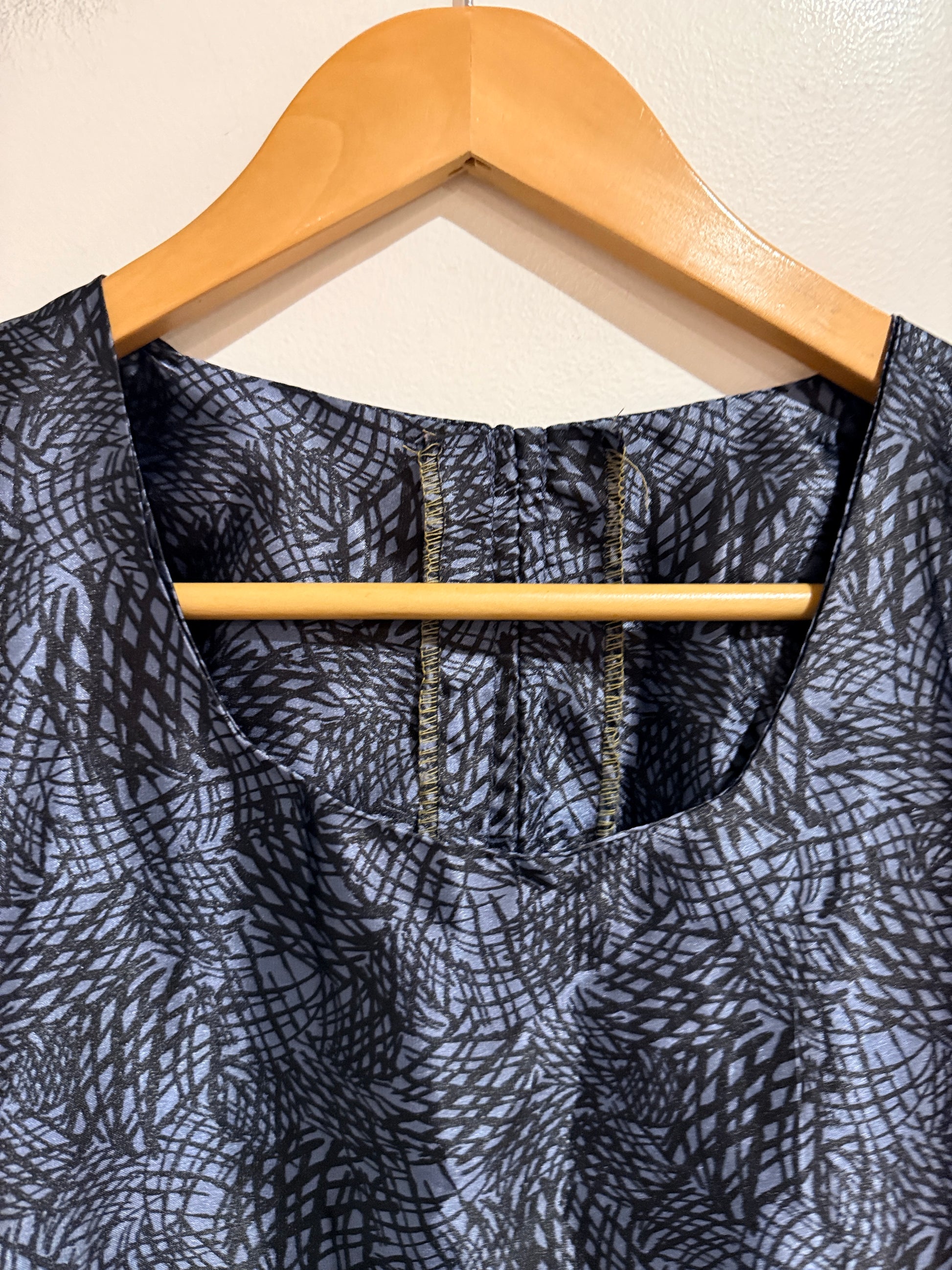 Long-sleeved Dress Size U/Arm to U/Arm 66cm