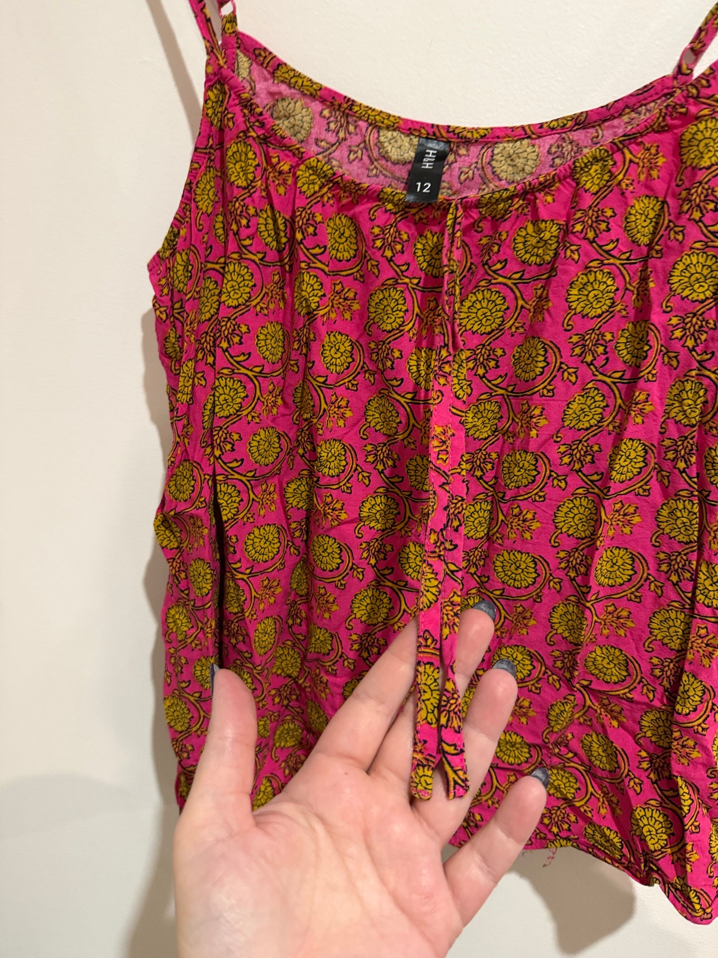 H & H Floral Cami Top Size 12