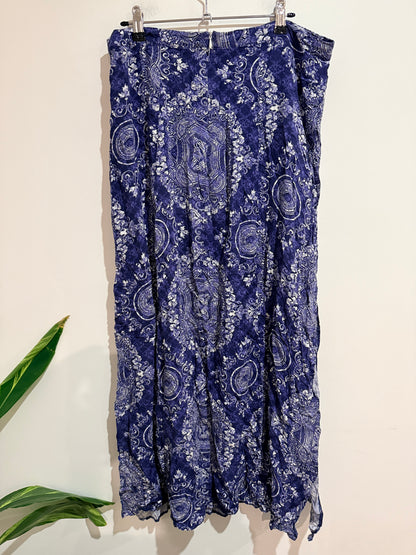 Brand Unknown Paisley Print Maxi Skirt Navy Size 43 cm waist