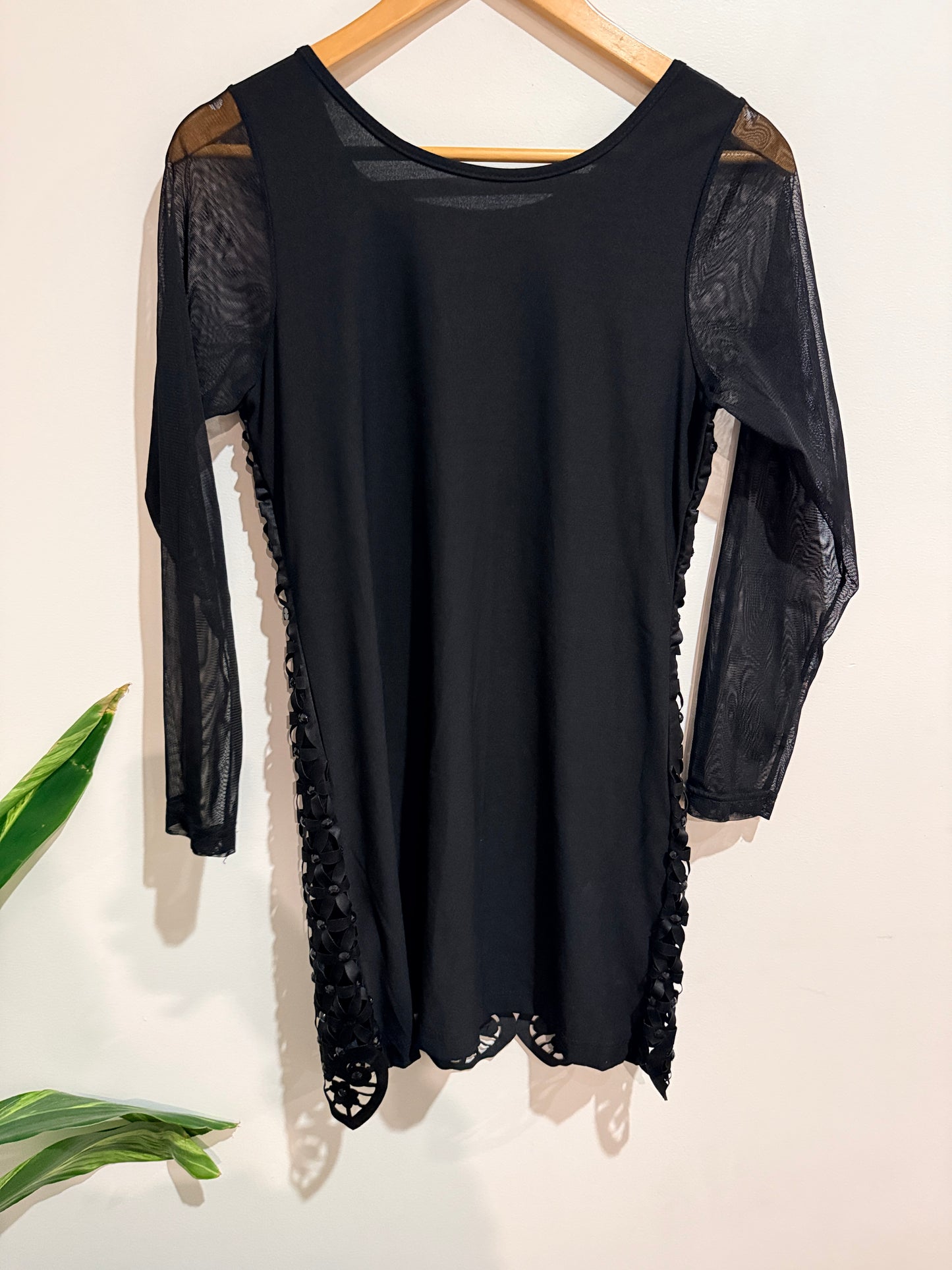 Embellished Cutout Mini Dress Black Size 42.5cm U/arm to U/arm