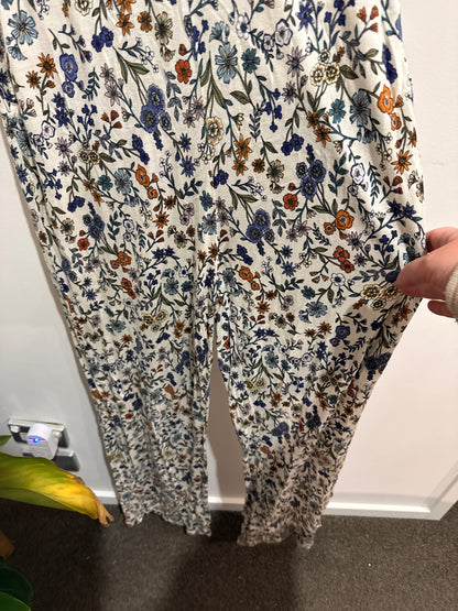 H&M Basic Basic Floral Print Maxi Dress White Size M