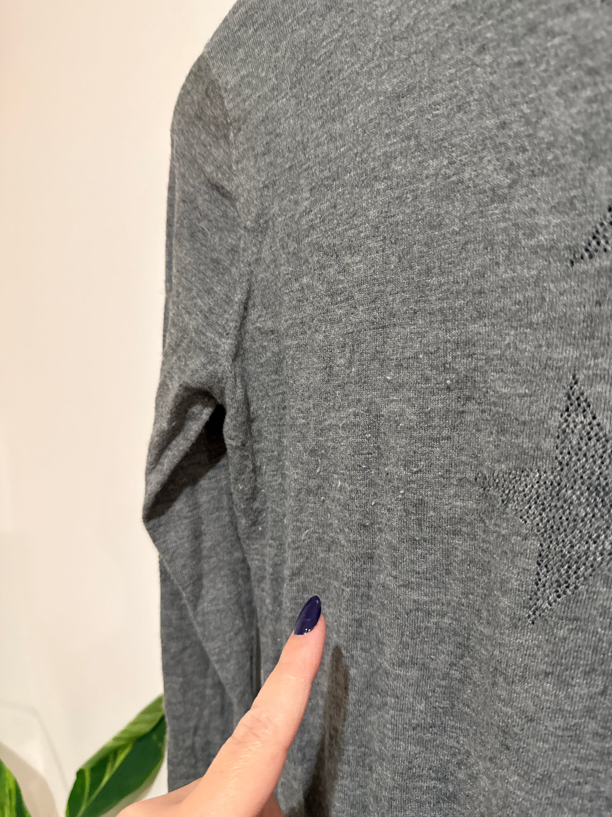 Theory Grey Star Turtleneck Sweater Size M (44cm U/arm to U/arm)
