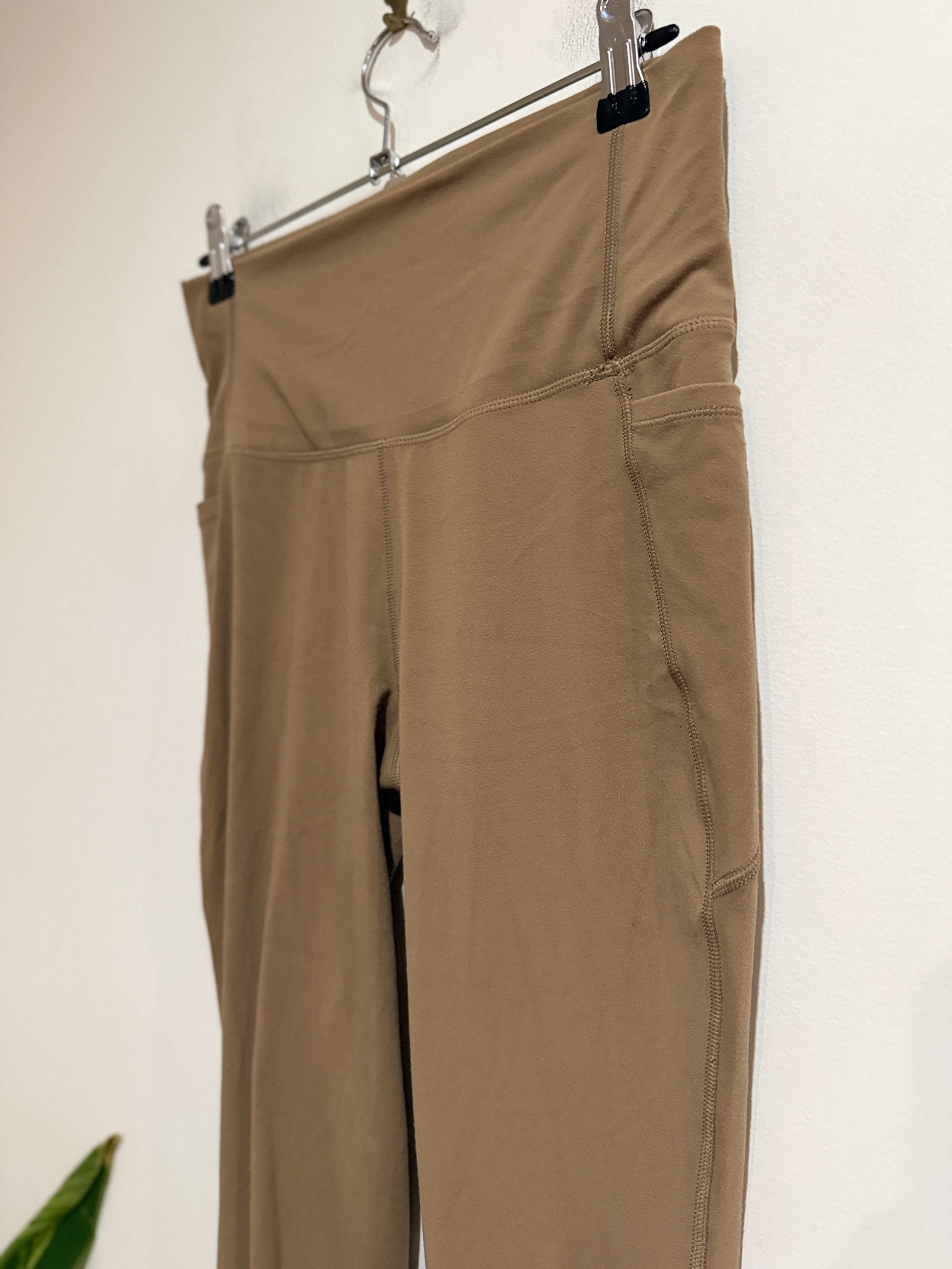 Lululemon Khaki Side-pocket Leggings Size 33cm Waist