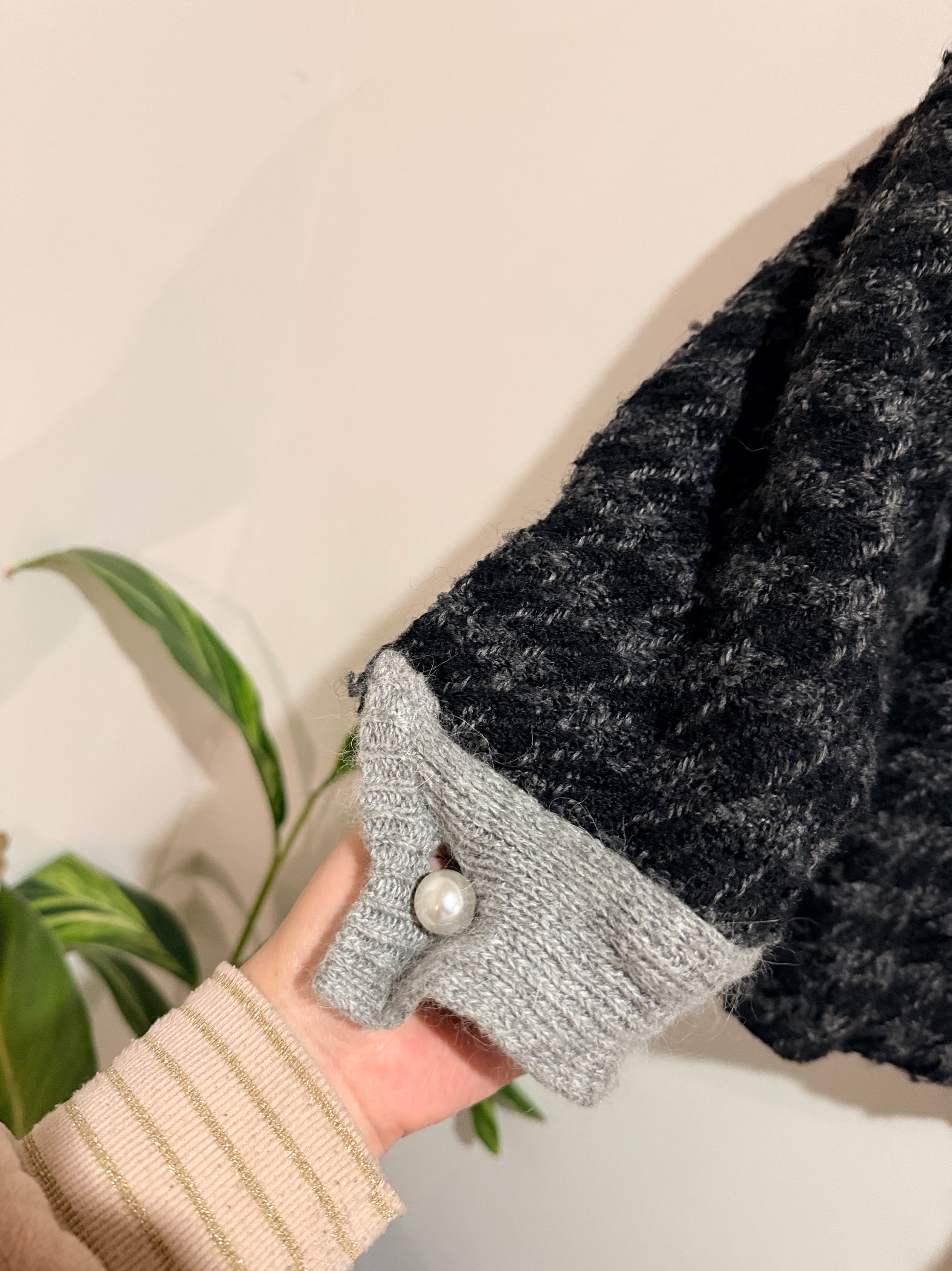 31.Fashion Houndstooth Bouclé Cardigan Size U/Arm To U/Arm 53cm