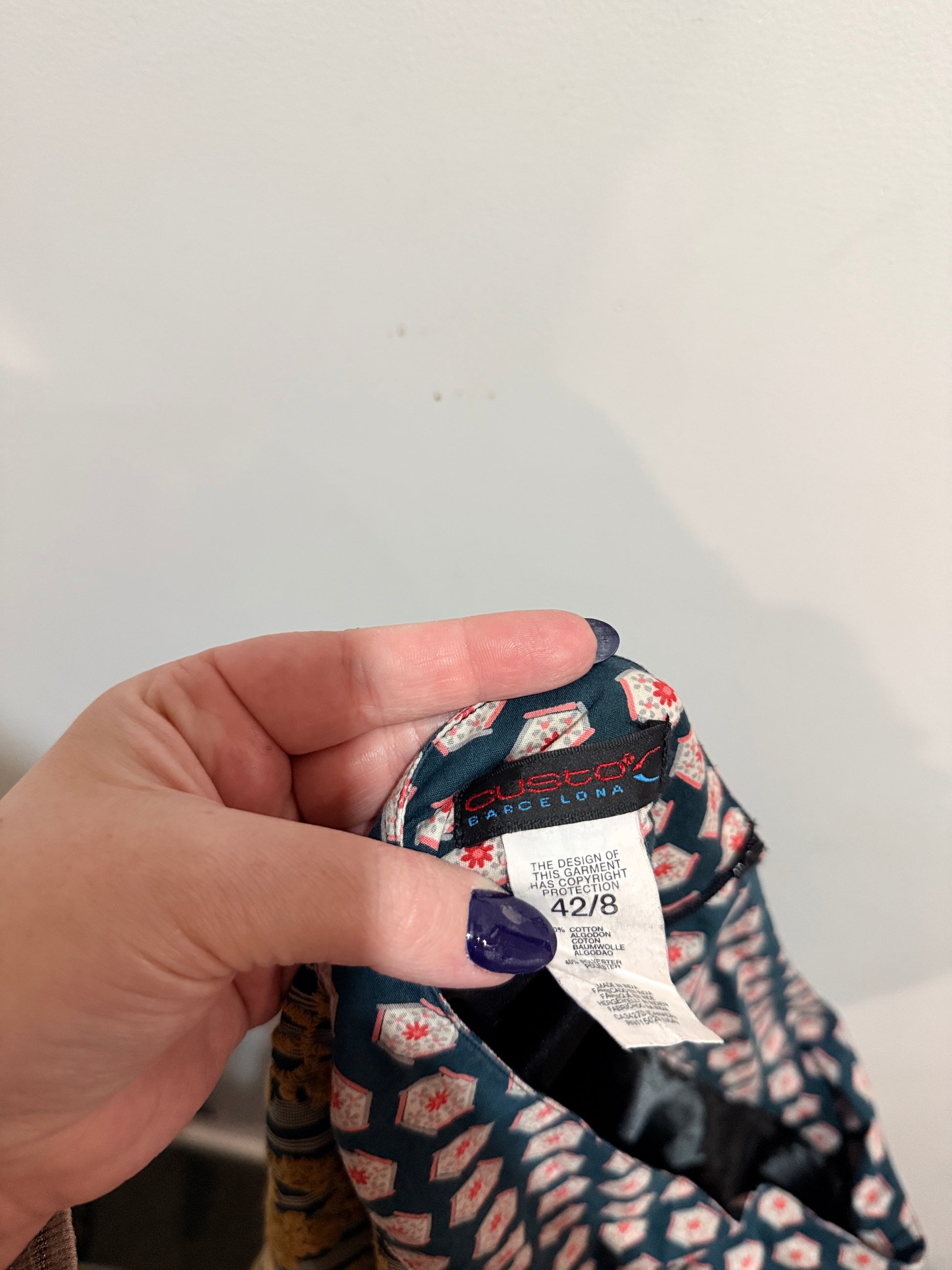 Custo Barcelona Embroidered A-line Skirt Size 42/8 (Waist 44cm)