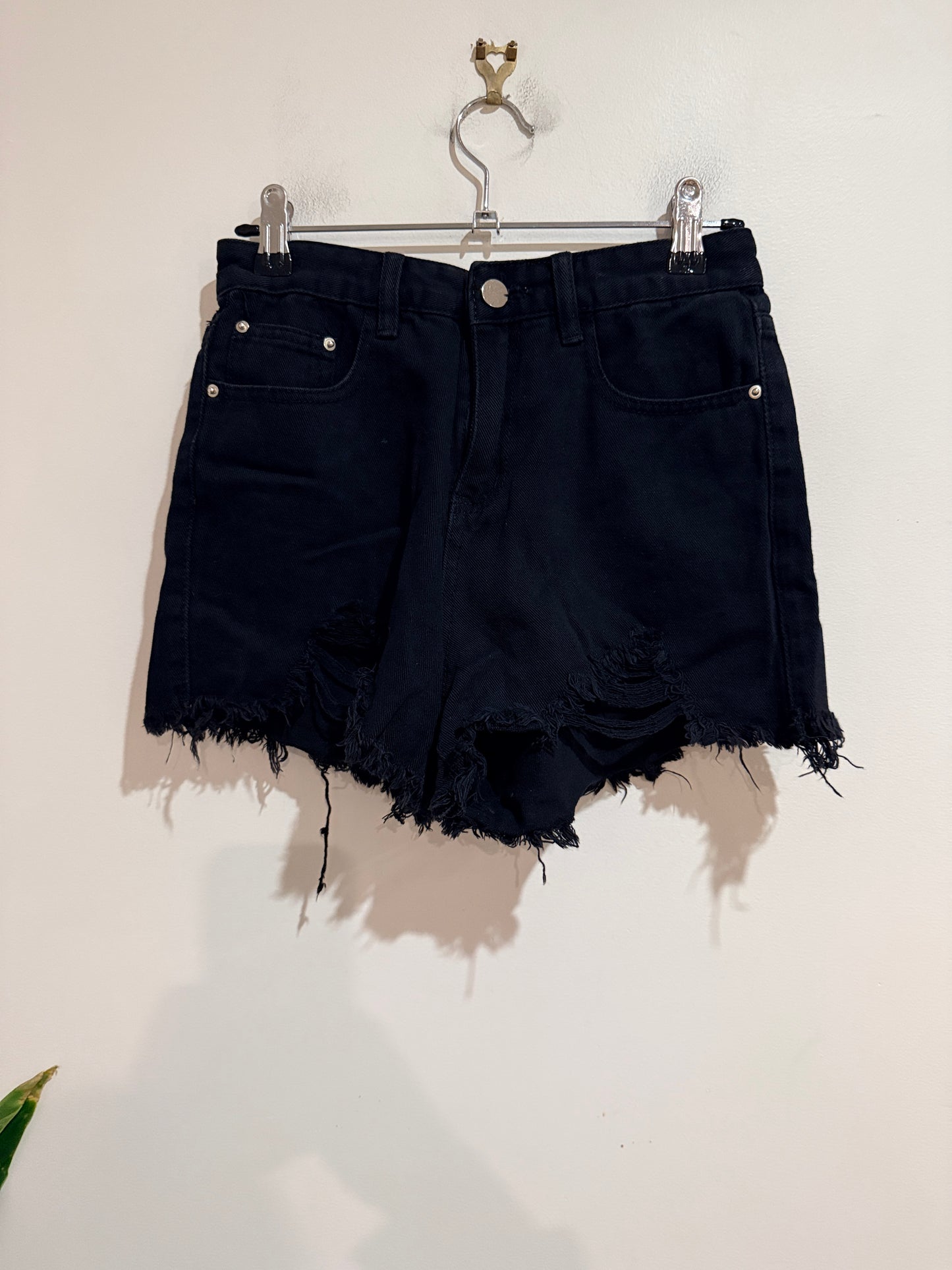 Brand Unknown Distressed Frayed-hem Denim Shorts Size S (160/64A)