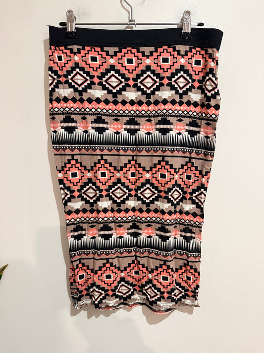 Select Bodycon Skirt In Coral & Black Aztec Print Size 12