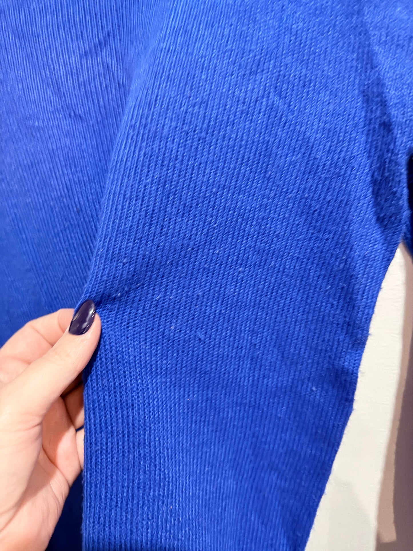 Lightweight Knit Long Sleeve Size U/arm to U/arm 54cm