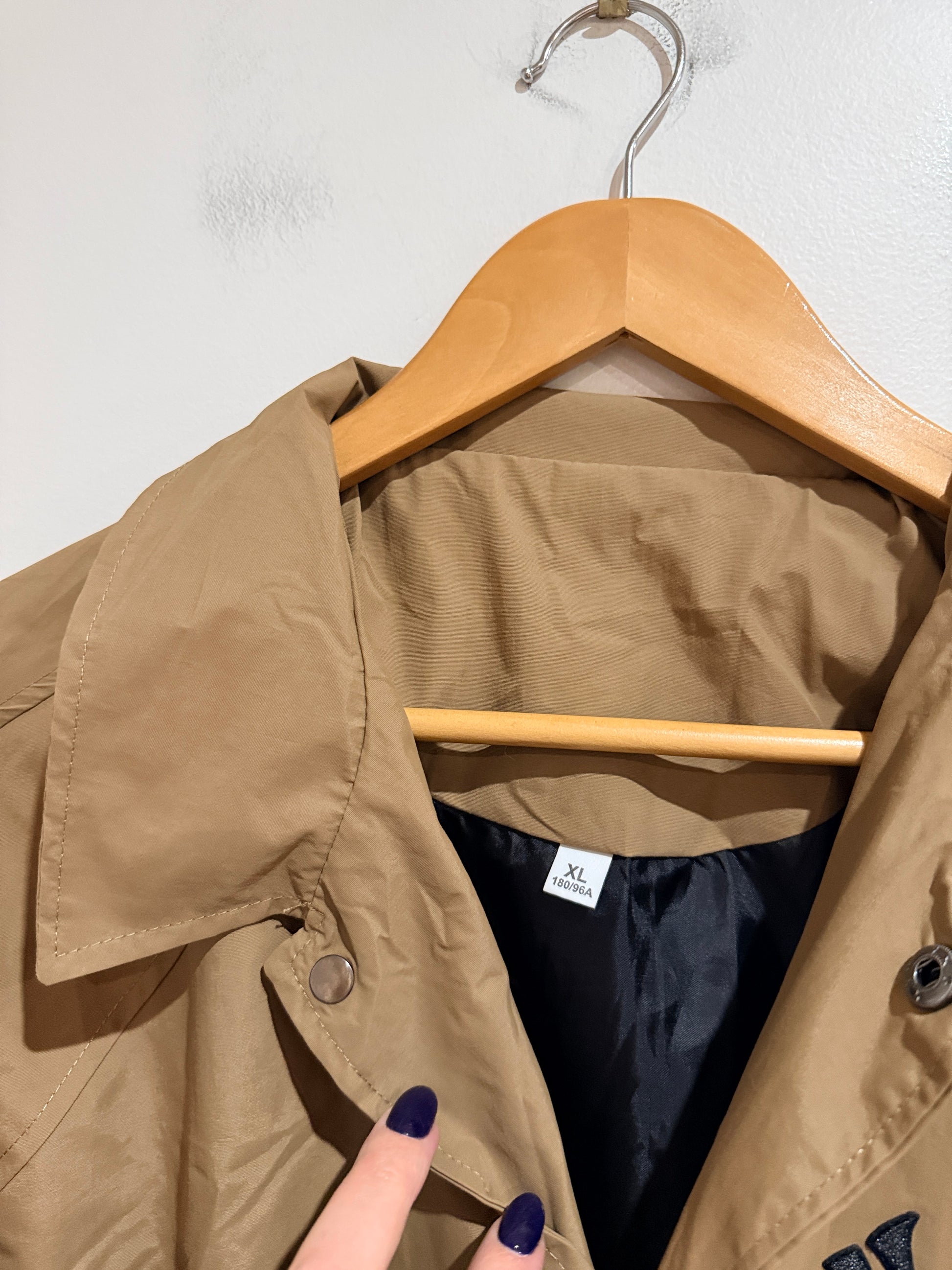 TD Magic Yfsj Coach Jacket With Embroidered Logo Size XL (180/96A)