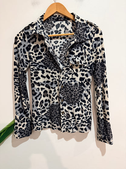 Chic A Booti Leopard Print Shirt Size M