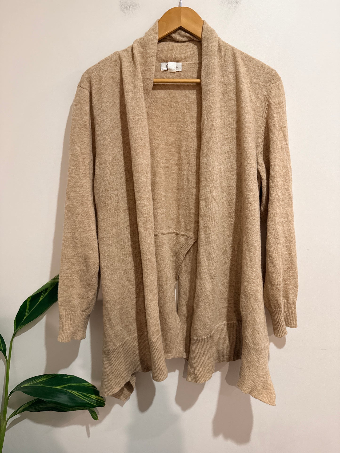 Capture Open-front Cardigan Size XL