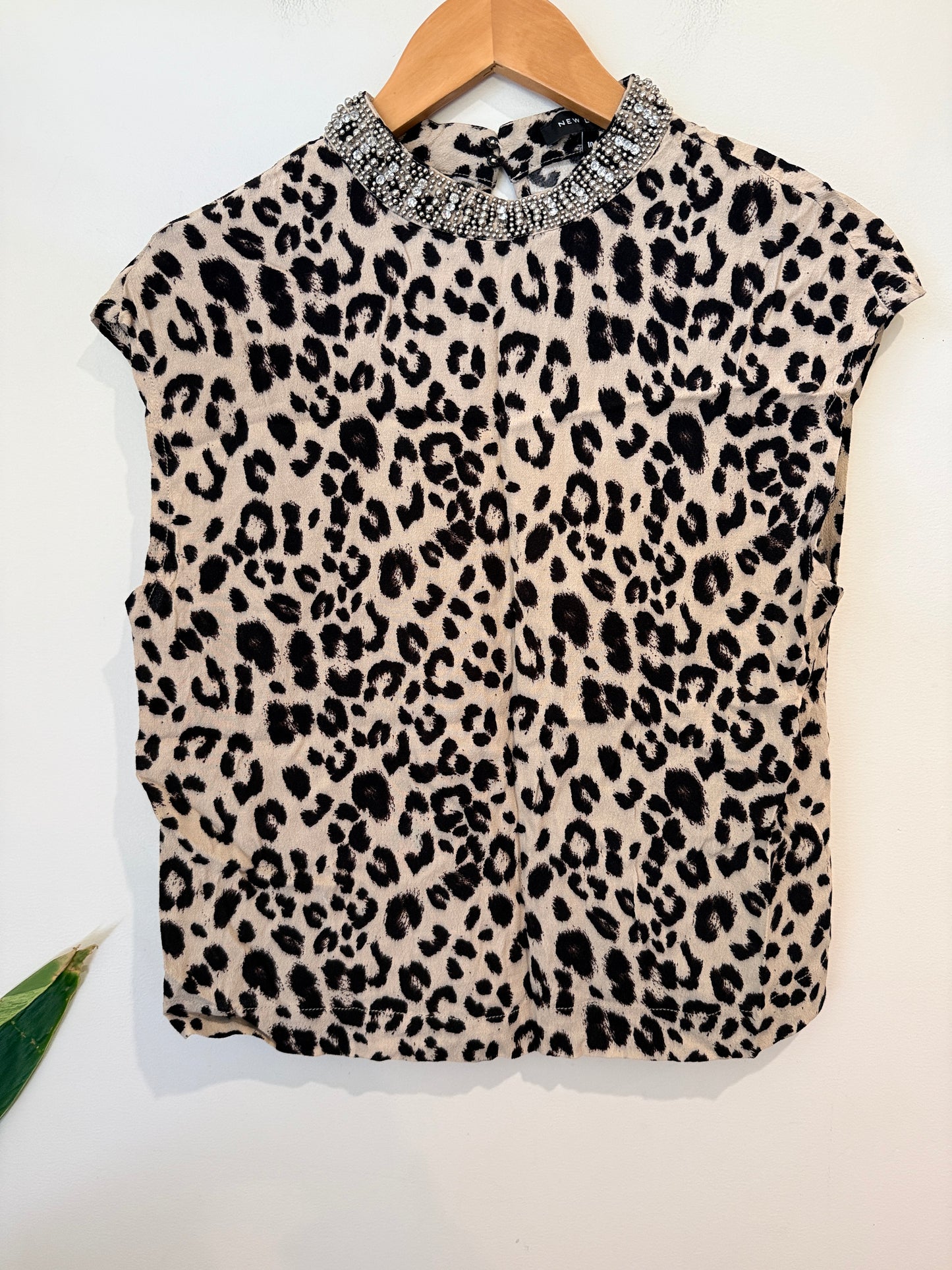 New Look Sleeveless Top Size 10