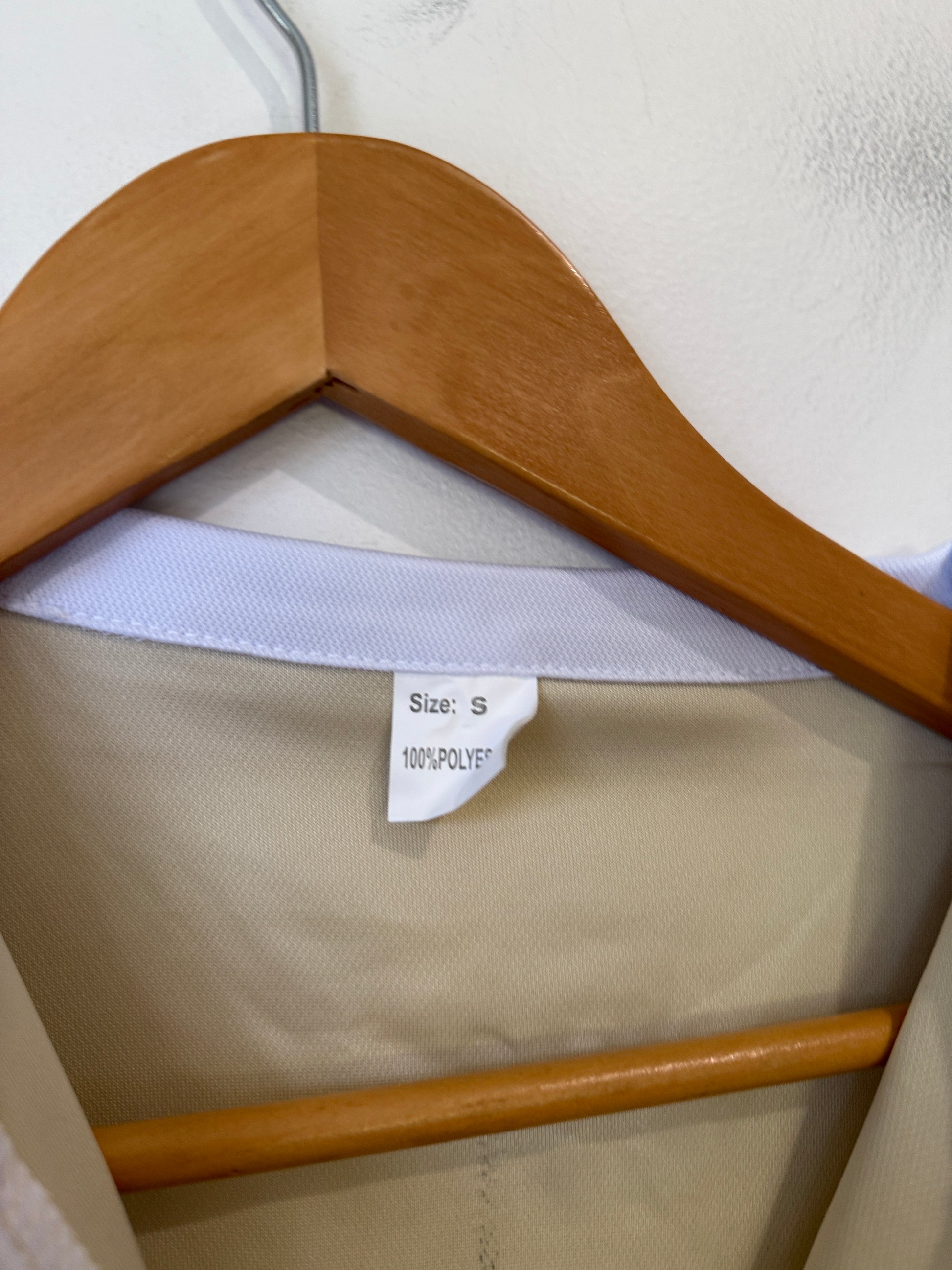 Brand Unknown Long-sleeve Polo Shirt Size S | U/Arm to U/Arm 54cm