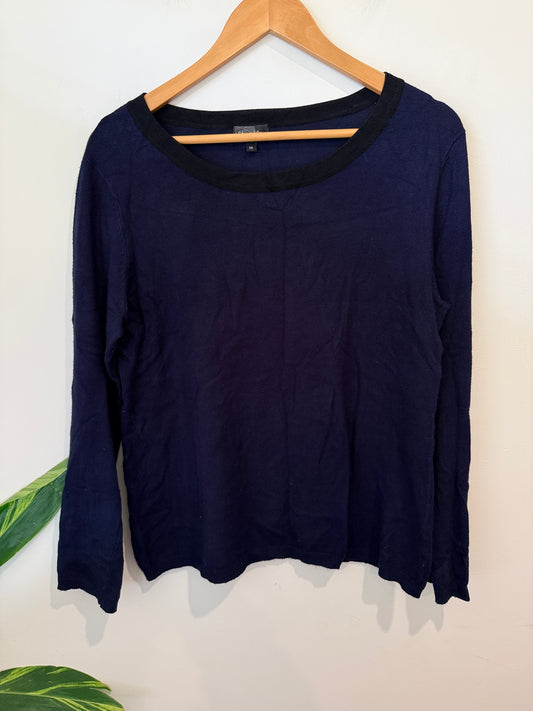 Signify Pullover Sweater Size M