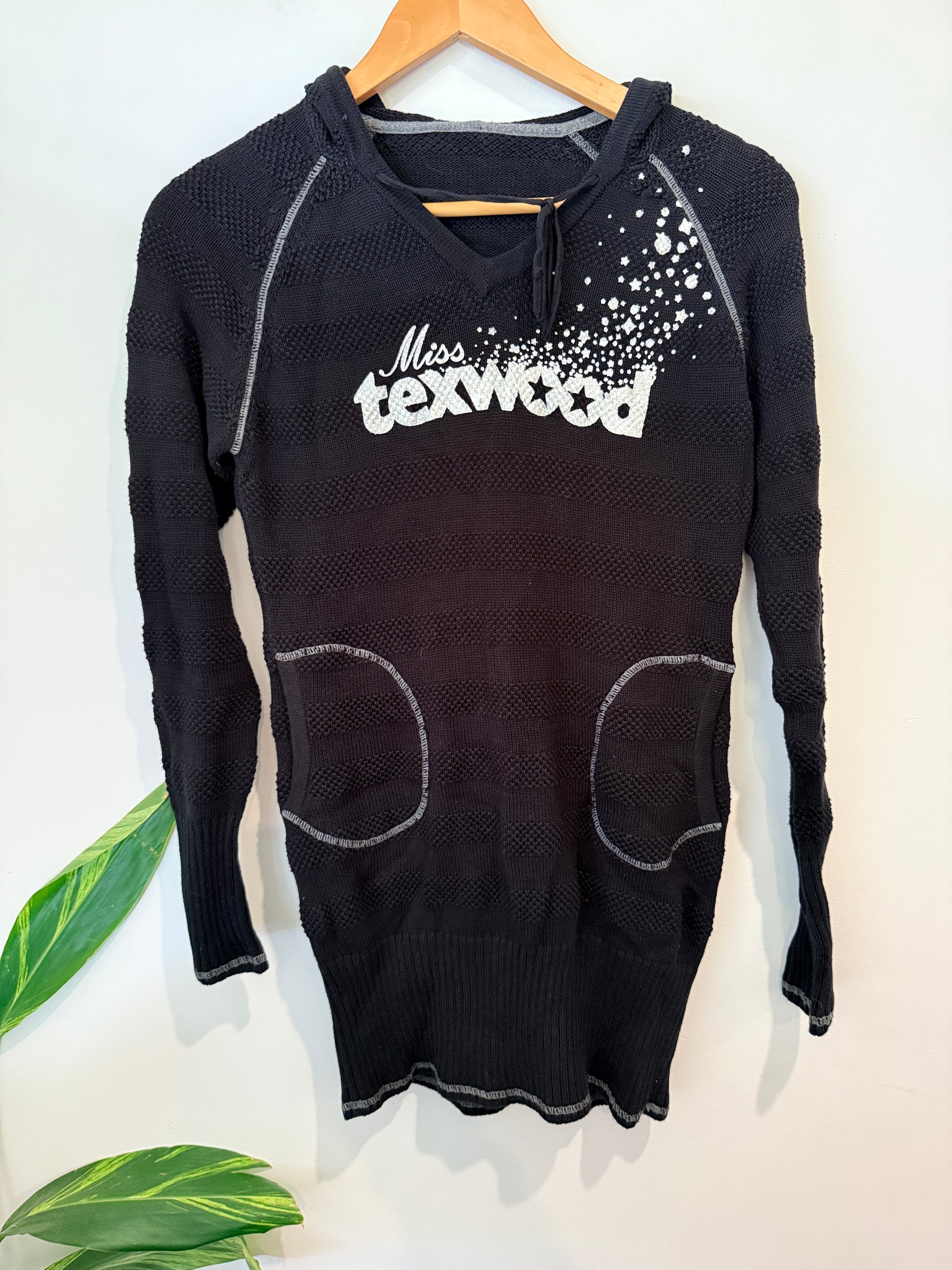 Brand Unknown Long-sleeve Knit Top Size U/Arm to U/Arm 44cm