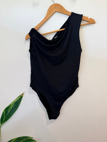 H & H Drape-neck Bodysuit Size 16