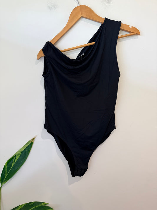 H & H Drape-neck Bodysuit Size 16