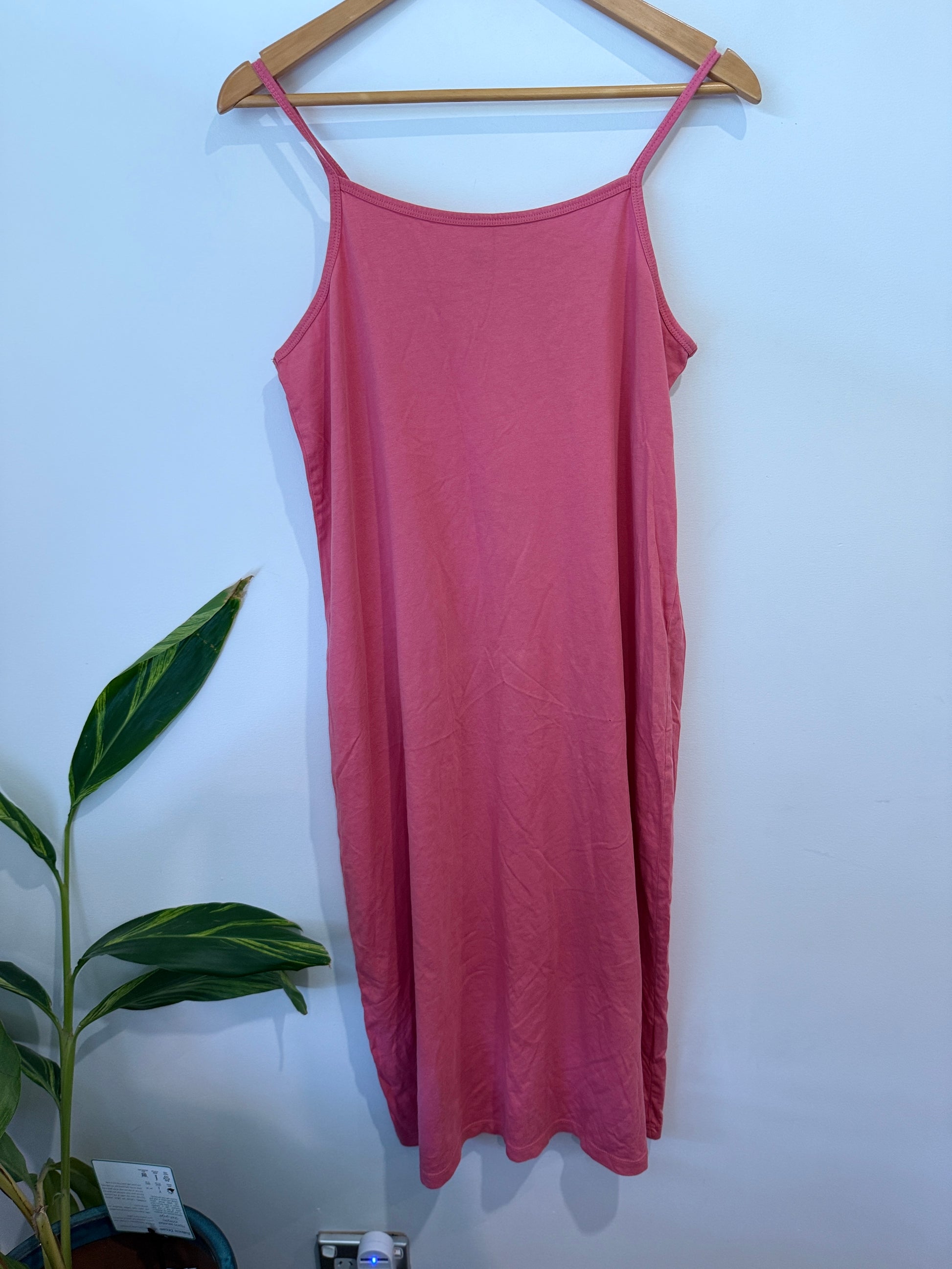 Shyla Strap Maxi Dress Size L