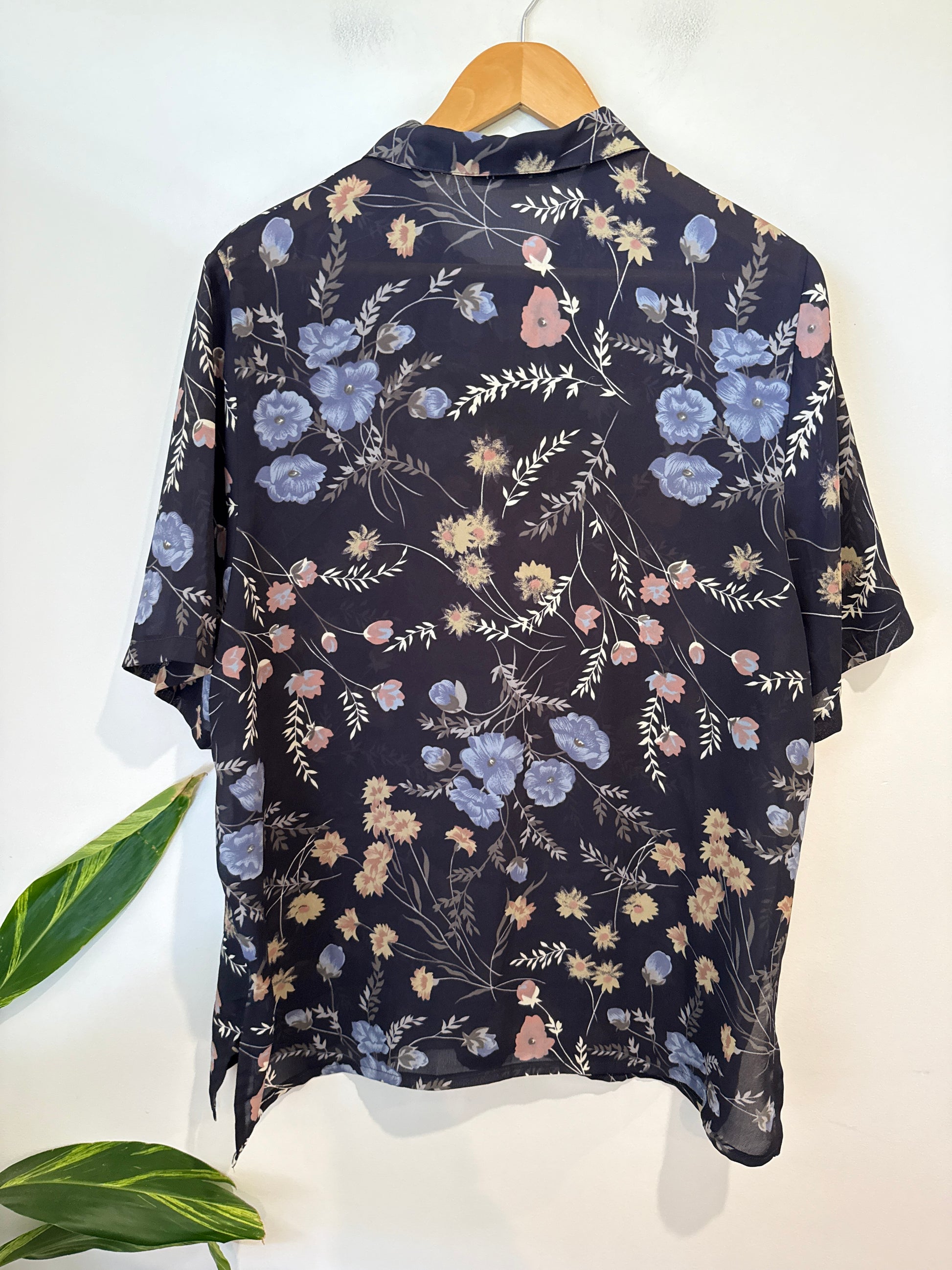 Options Floral Button-up Shirt Size 18