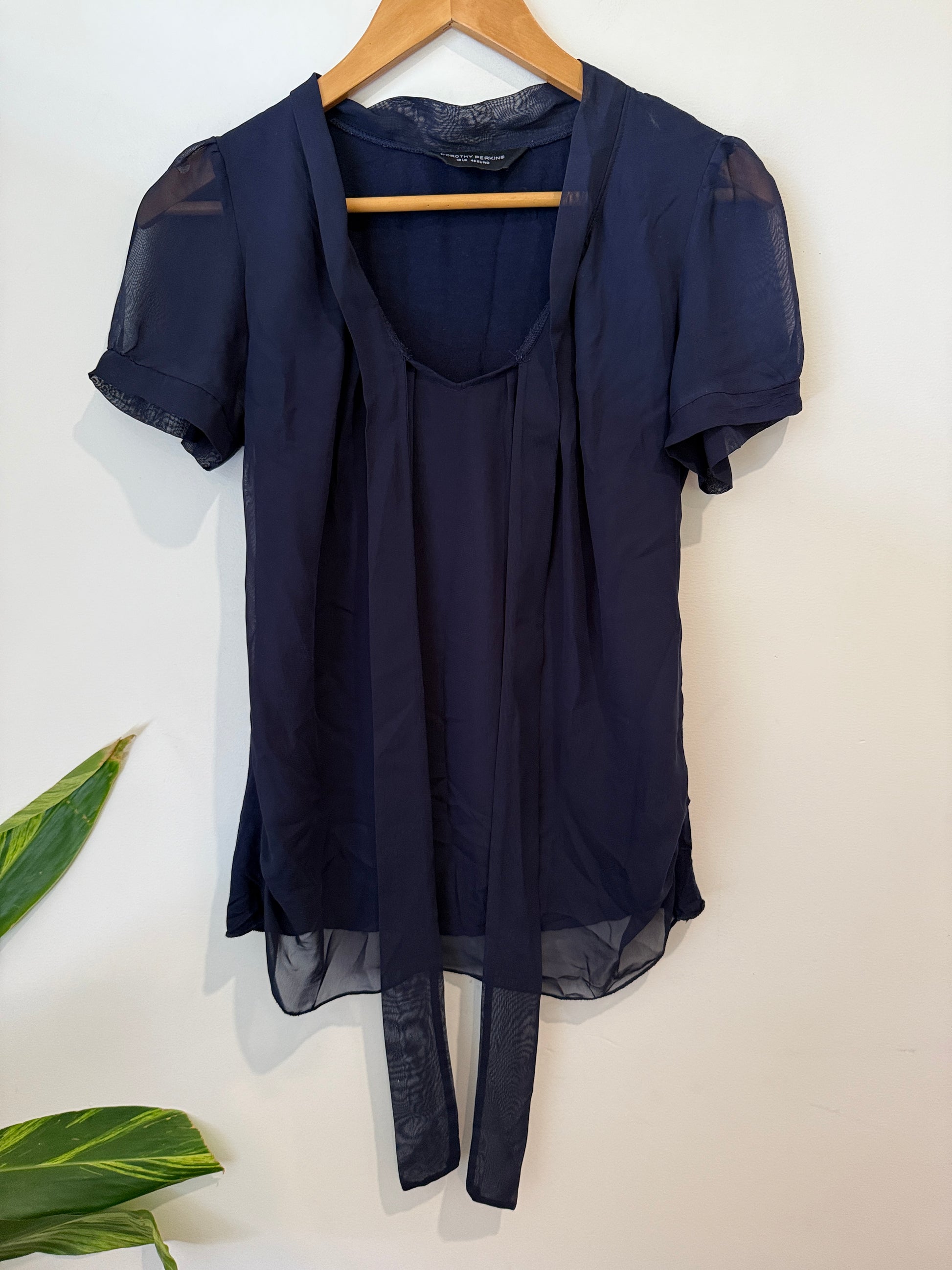 Dorothy Perkins V-neck Tie Shirt Size 12