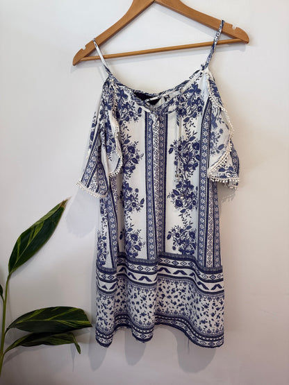 Trixxi Cold-shoulder Dress Size S