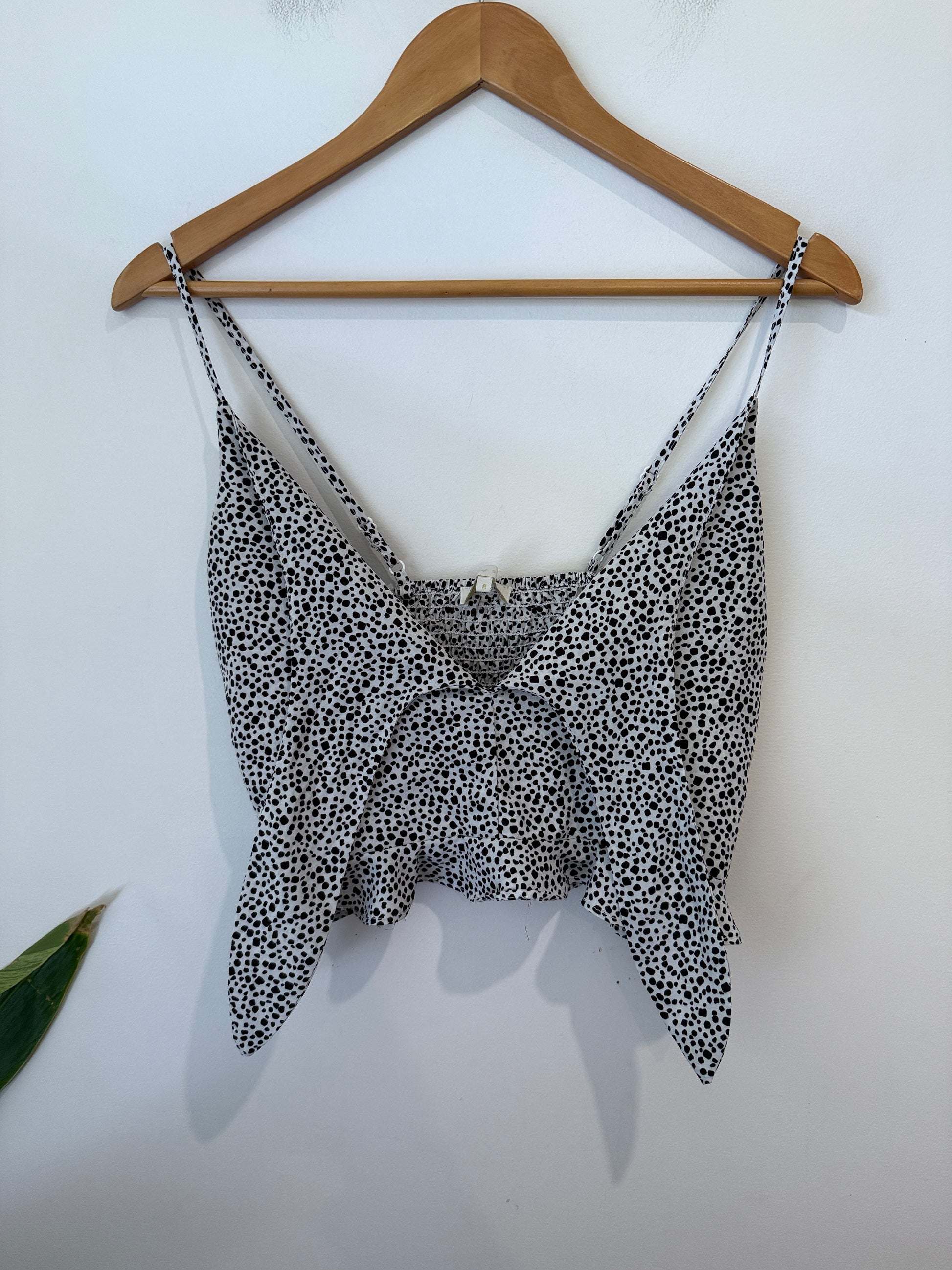 House Of Sienna Sleeveless Camisole Size 8