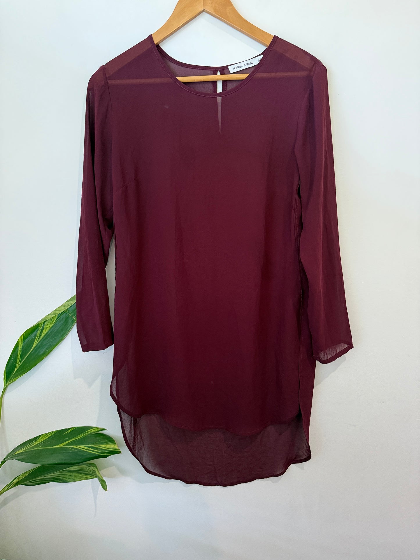 Harrie & Sam Long Sleeve Top Size XS | U/Arm to U/Arm 46cm