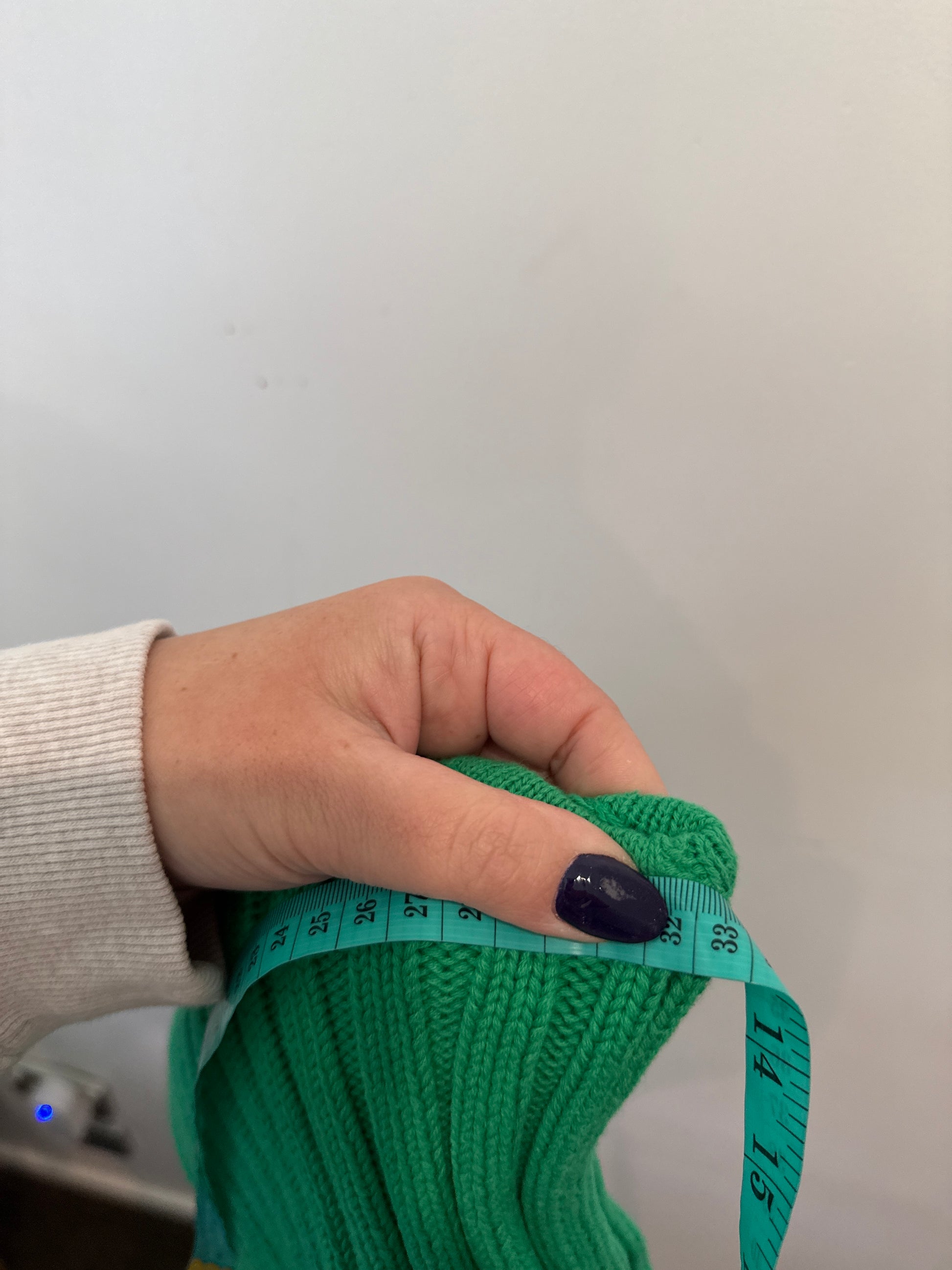 One-shoulder Cropped Tank Size U/Arm to U/Arm 33cm