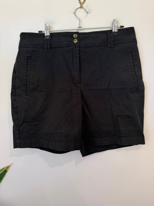 Jacqui.e Chino Shorts Size 12