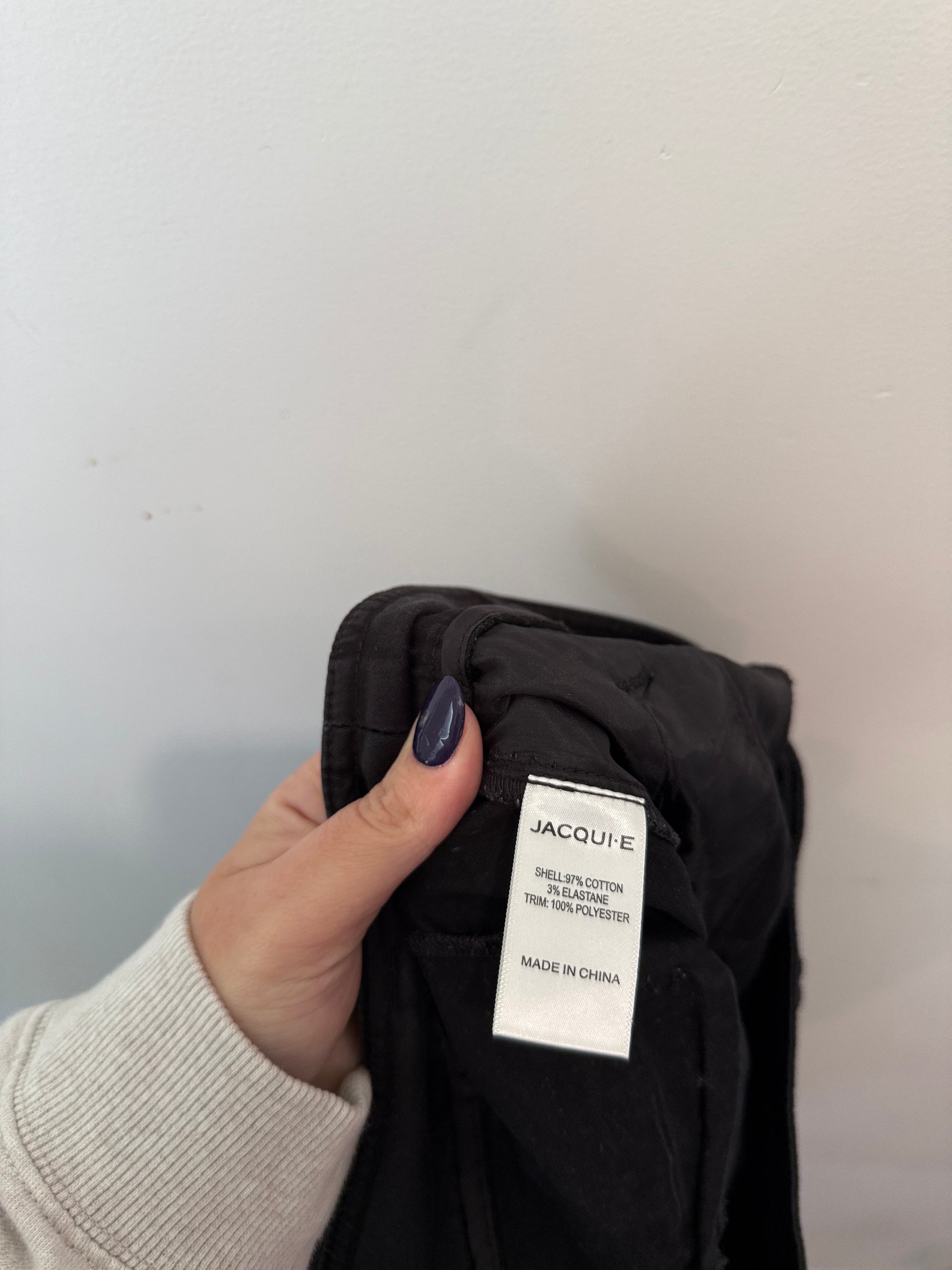 Jacqui.e Chino Shorts Size 12