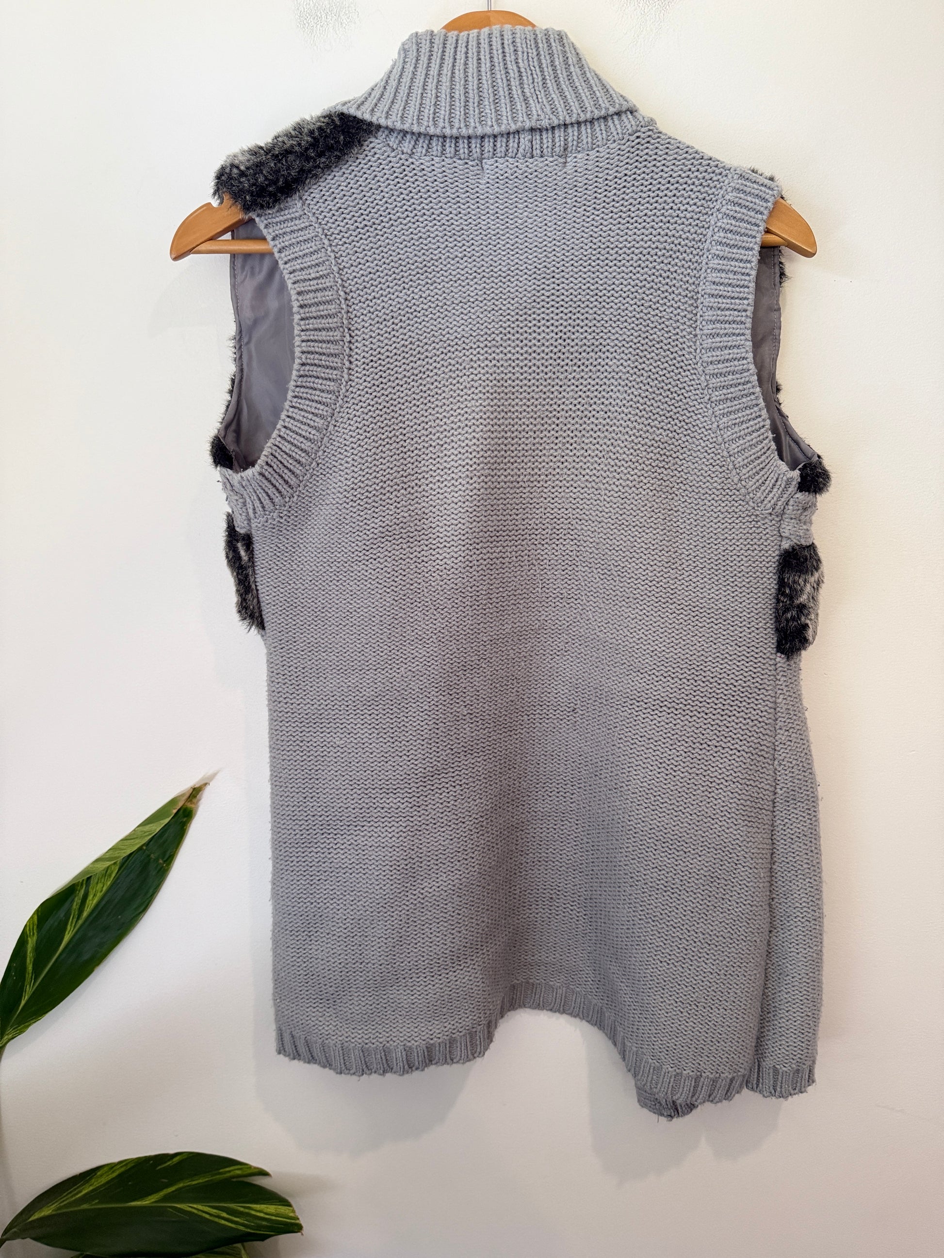 Who's Henri Cardigan Sweater Size L