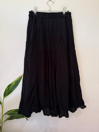 Brand Unknown Crinkle Maxi Skirt Size Waist 68cm