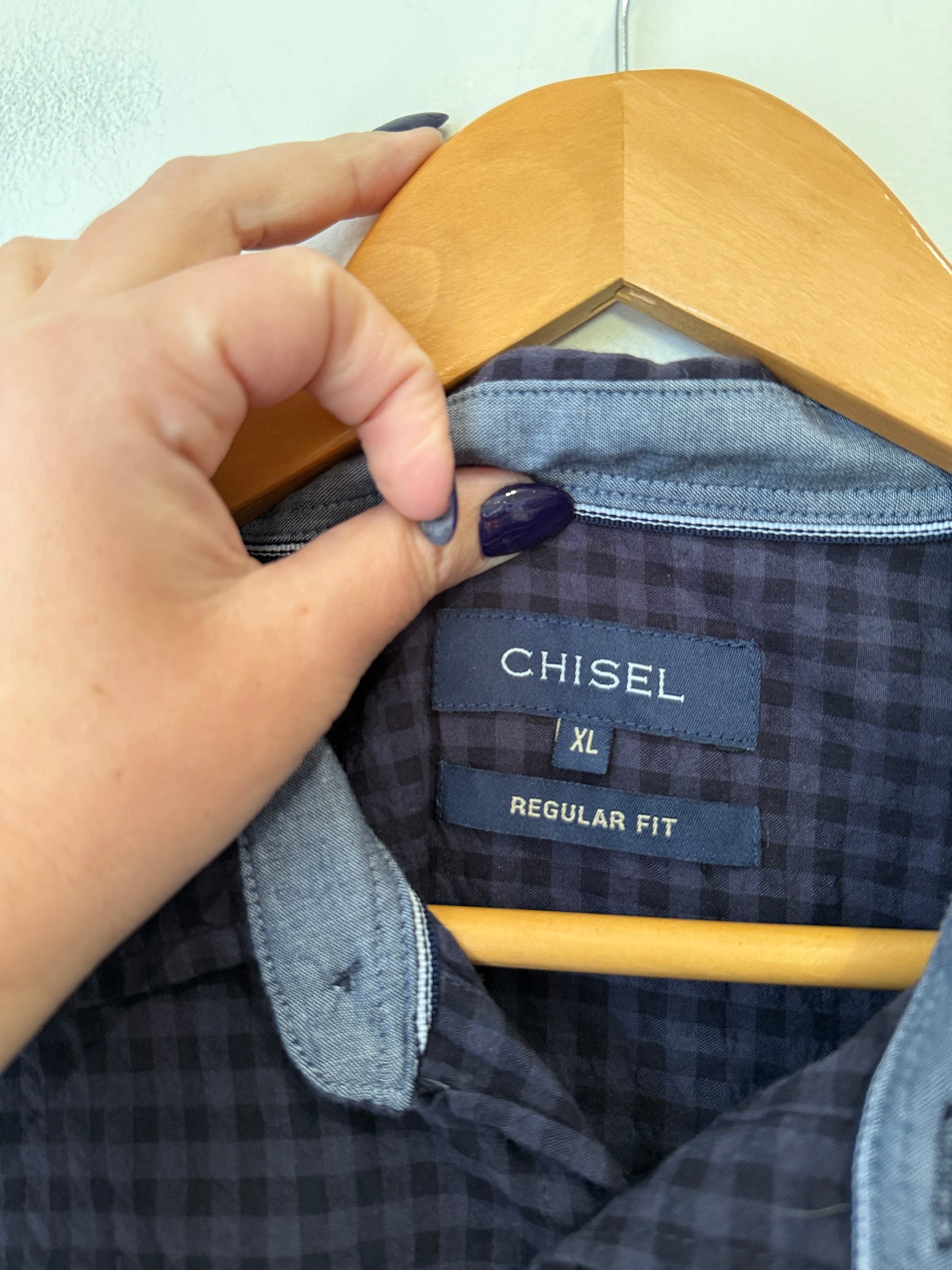 Chisel Button-up Shirt Size XL
