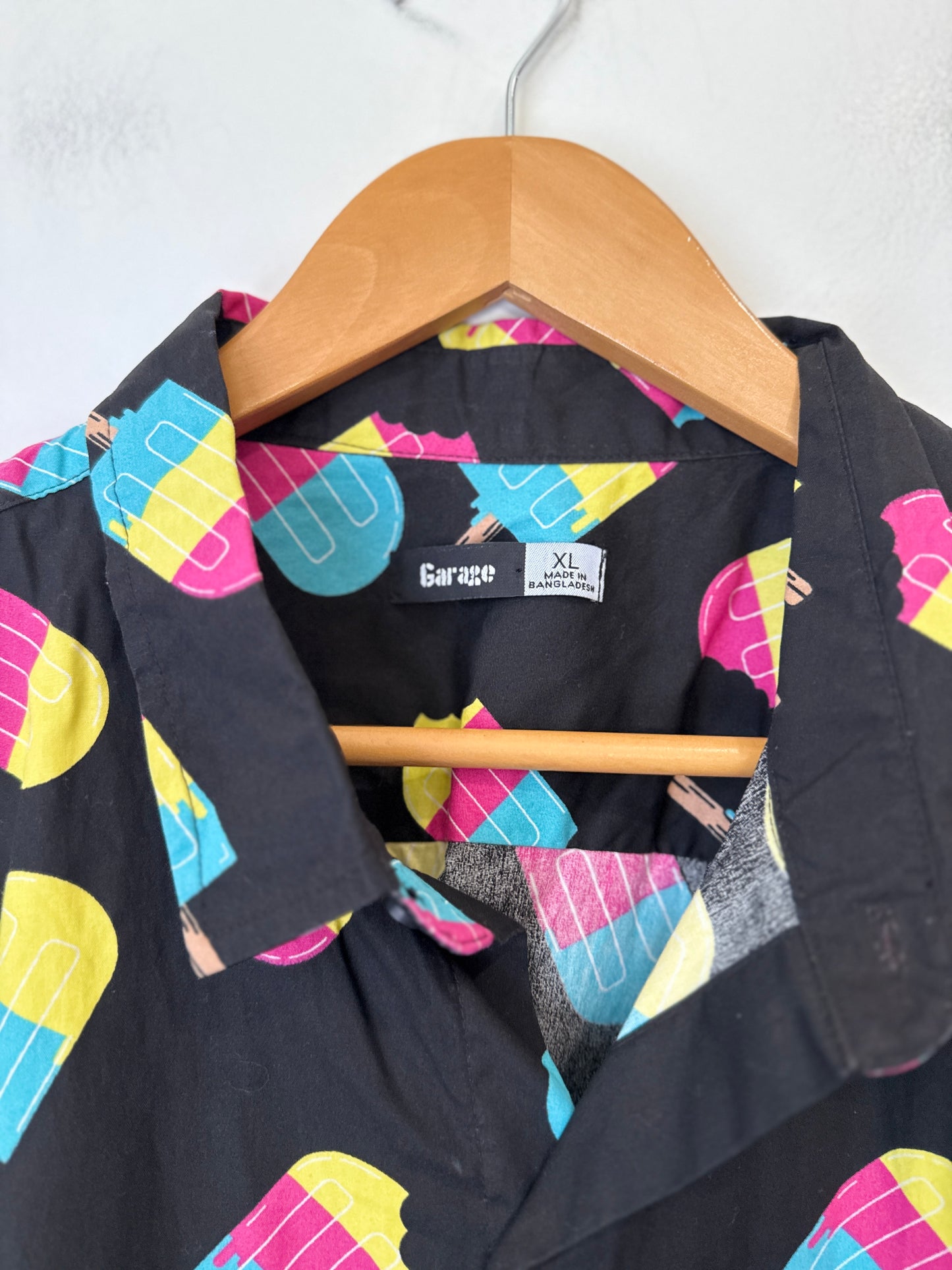 Garage Button-down Shirt Size XL