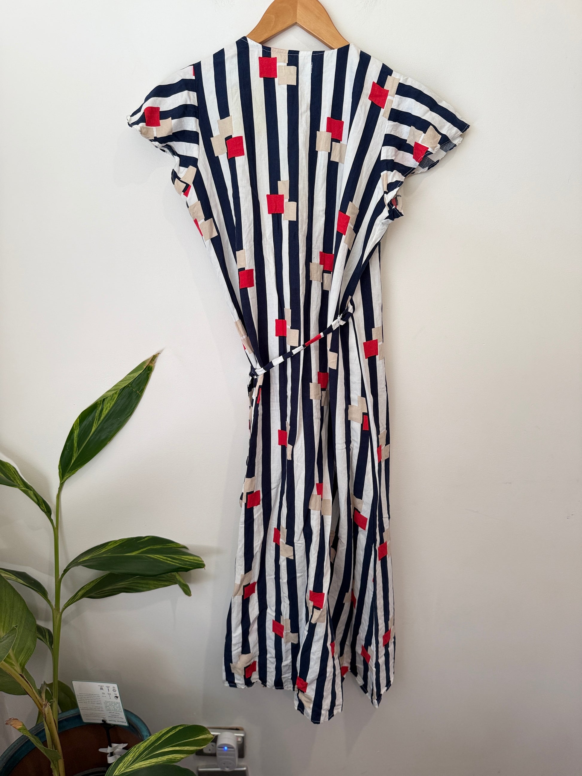 Sunday Wrap Dress Size M | U/Arm to U/Arm 48cm