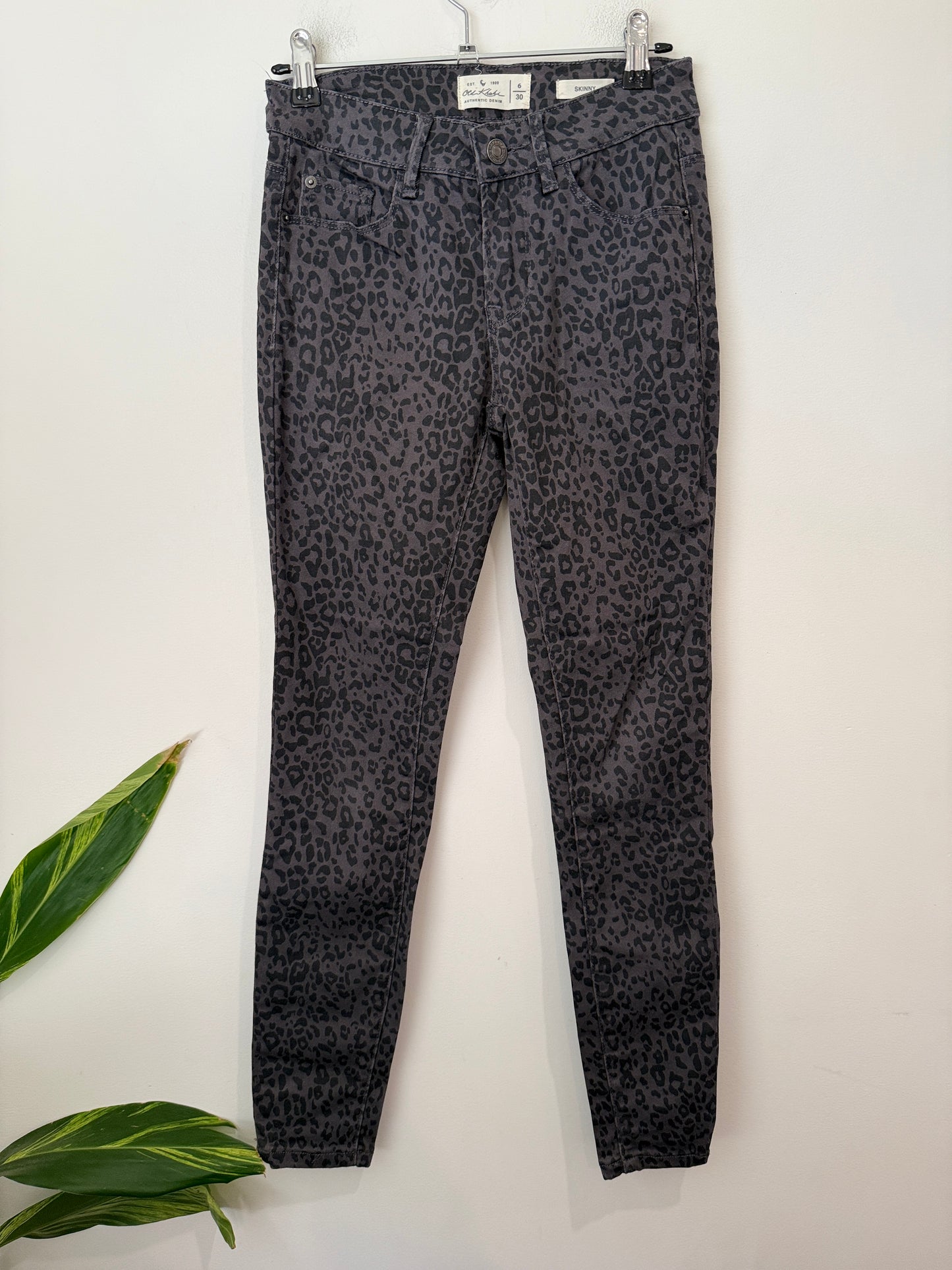 Old Khaki Leopard Print Skinny Jeans Size 6/30 | Waist 68cm