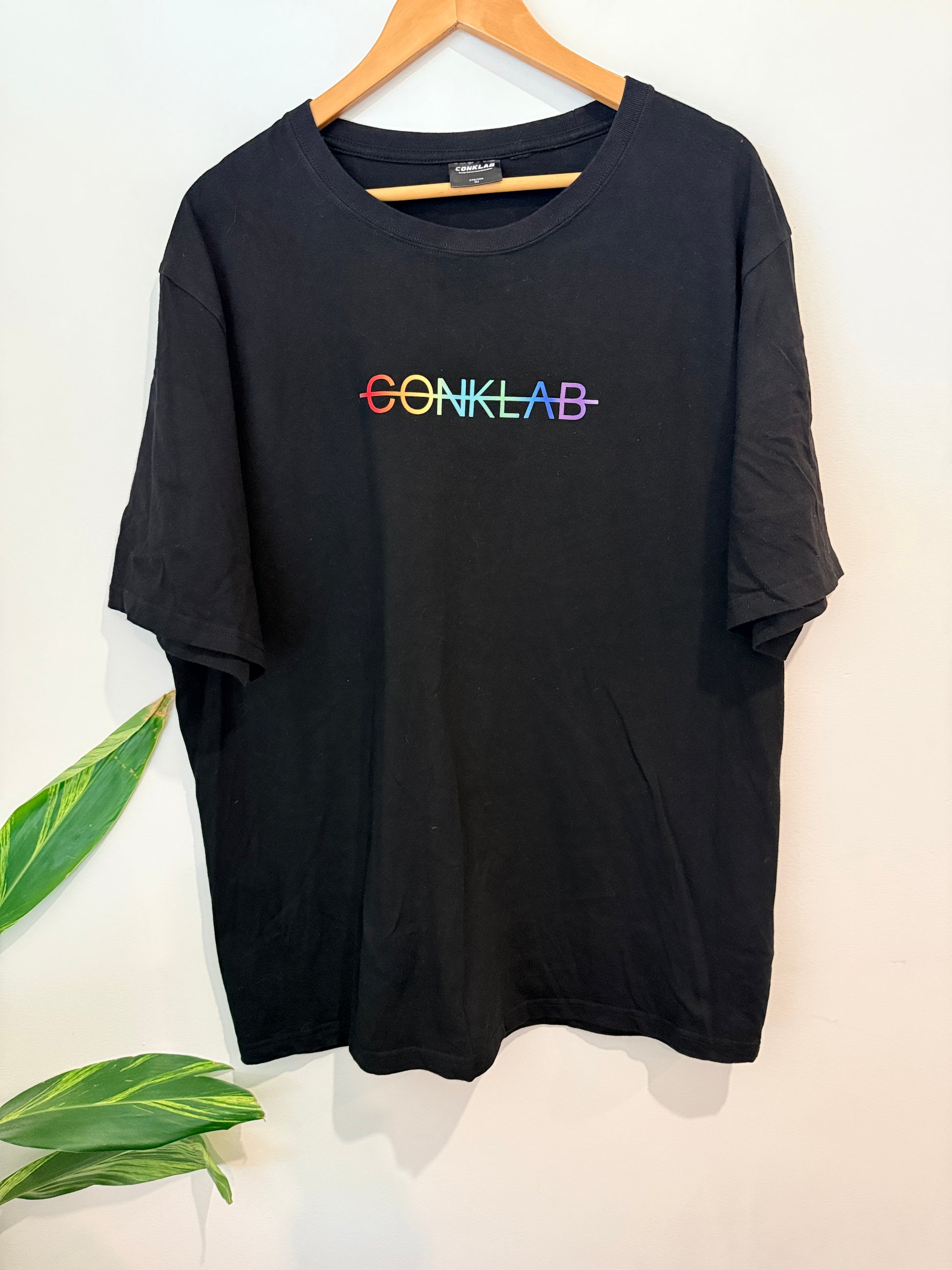 Conklab Graphic T-shirt Size 170/76A | L | U/Arm to U/Arm 61cm