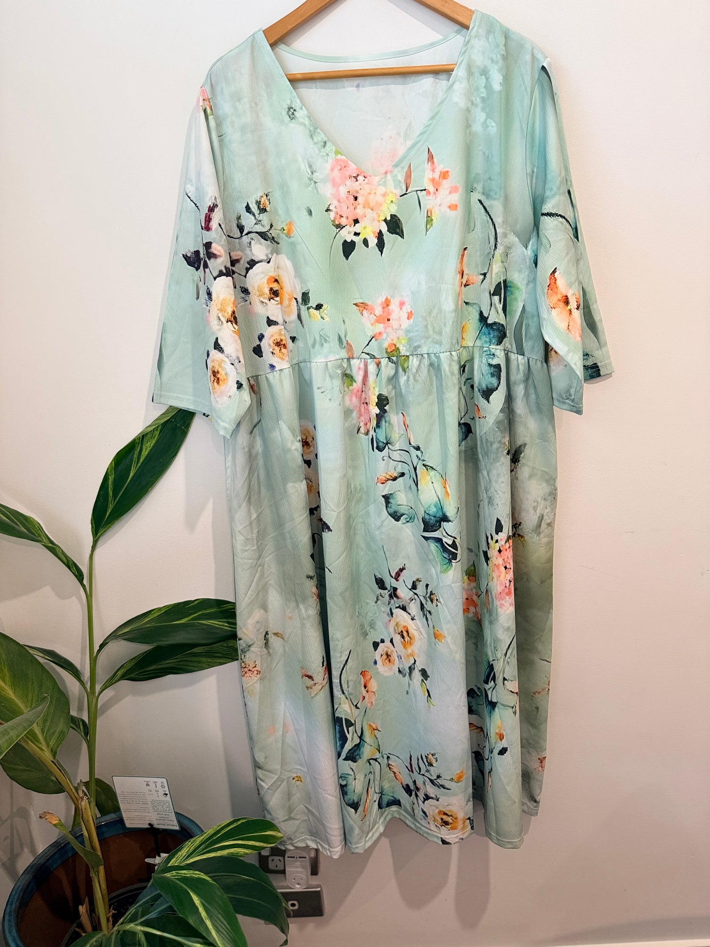 Maxi Summer Dress Size 2XL | U/Arm to U/Arm 65cm