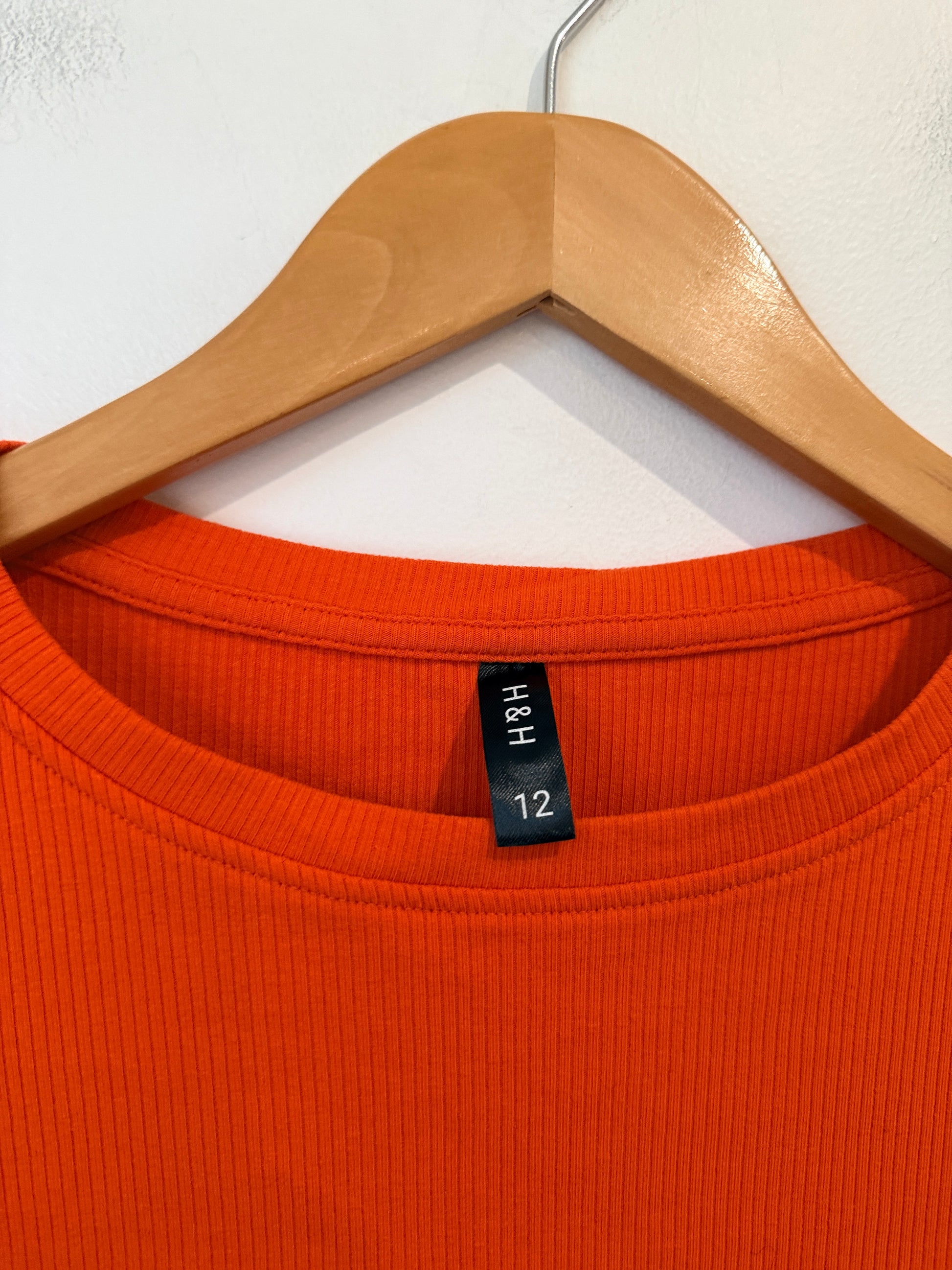 H & H Ribbed Crop Top Size 12