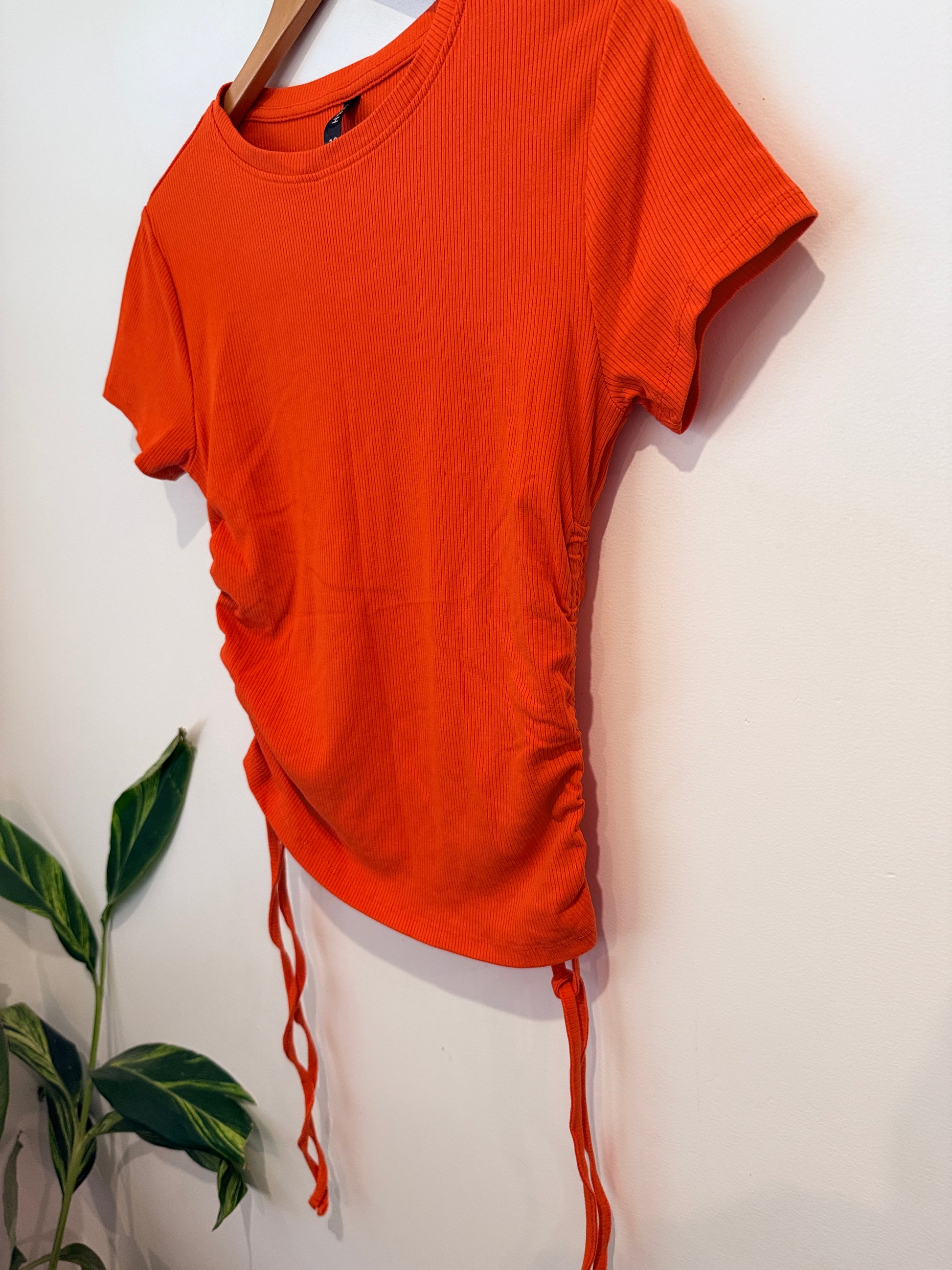H & H Ribbed Crop Top Size 12
