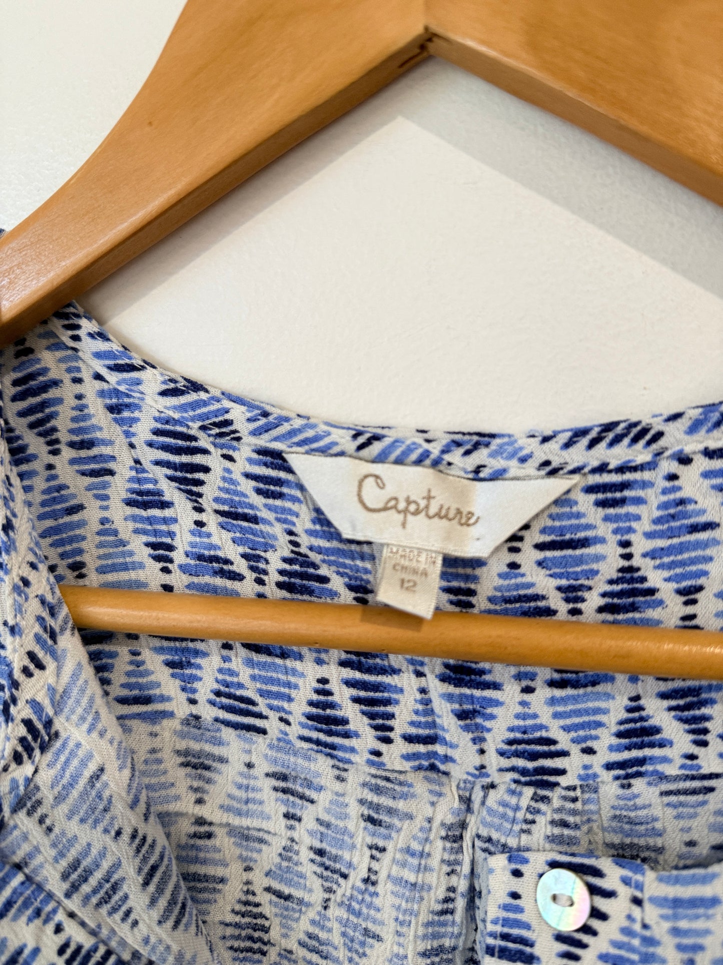 Capture Short-sleeve Top Size 12