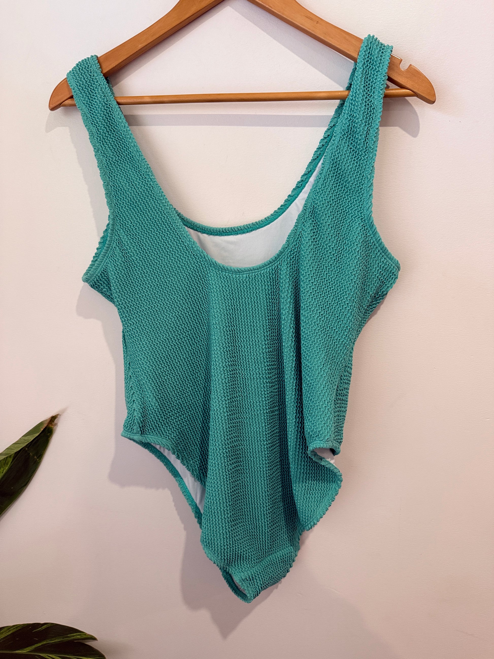 H & H One Piece Swimsuit Size 16