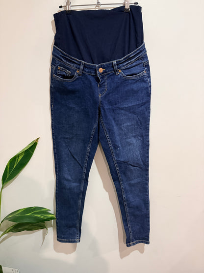 Outer Shell: Maternity Jeans Size 10