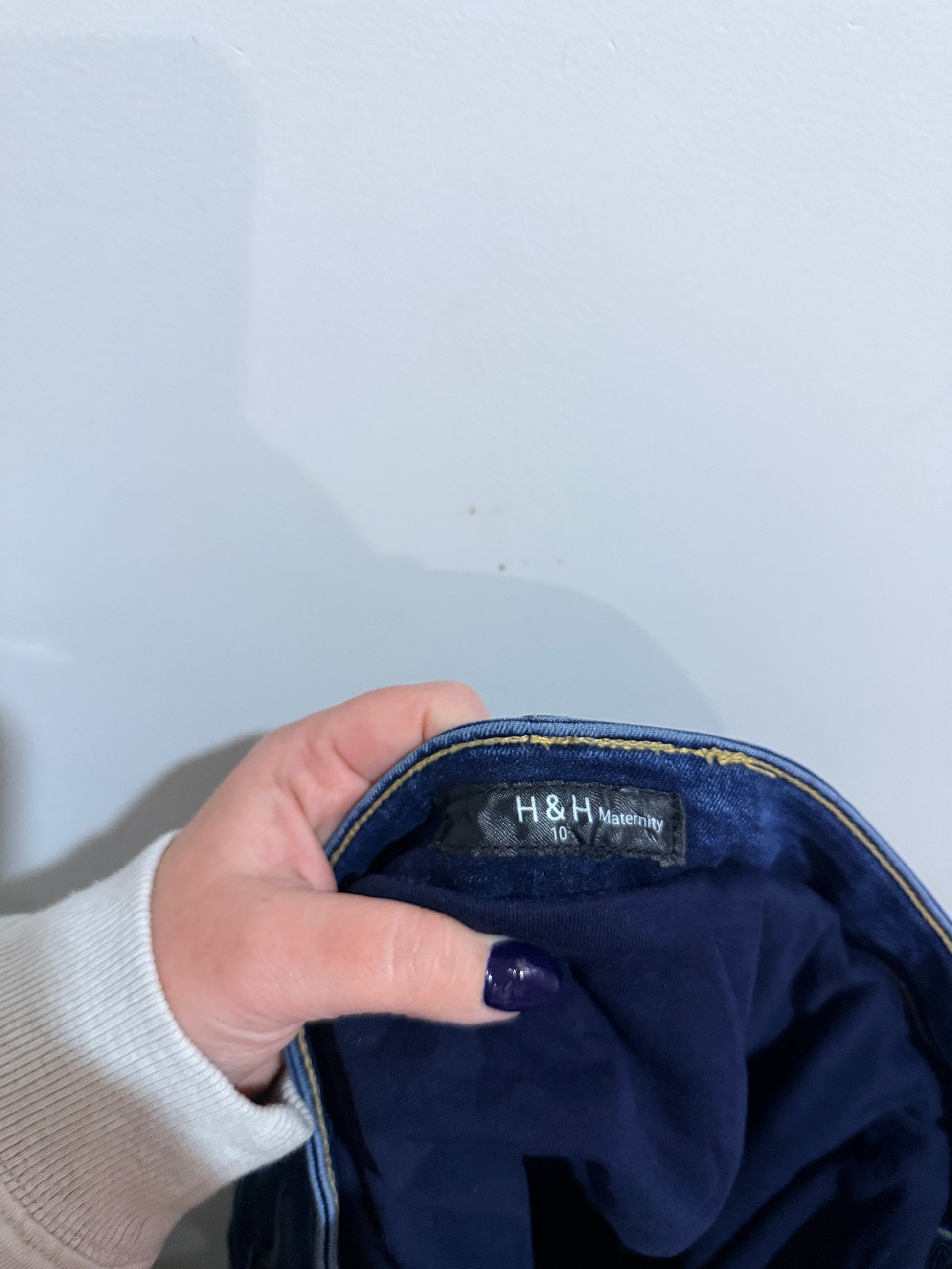Outer Shell: Maternity Jeans Size 10